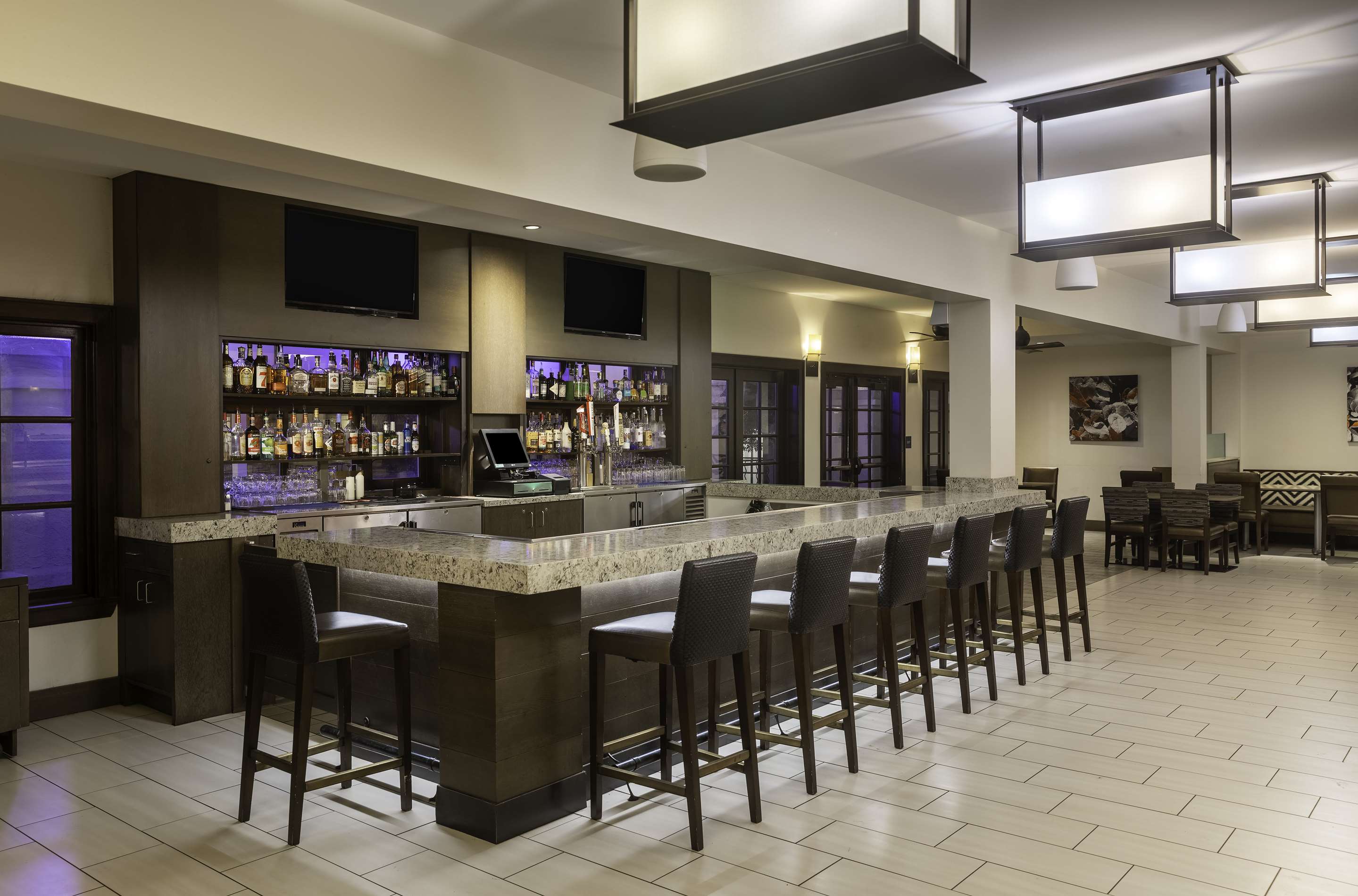 BarLounge | Embassy Suites by Hilton Palm Desert