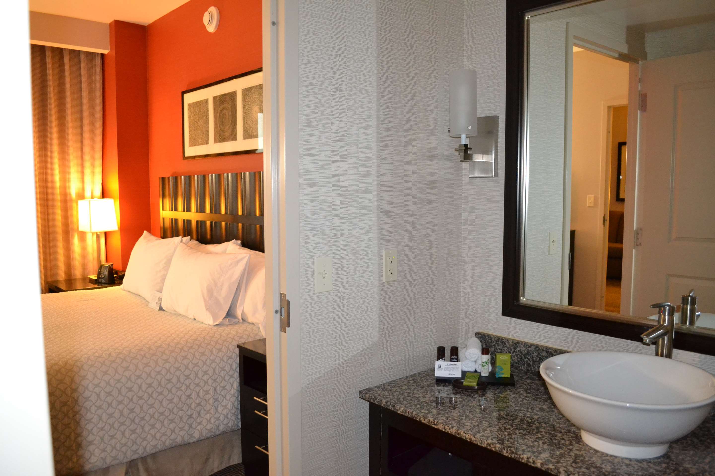 Guest room