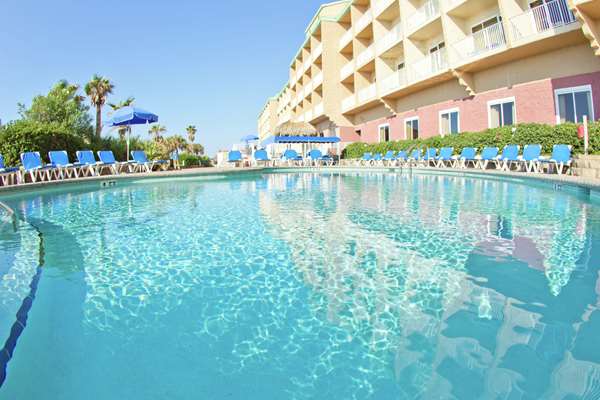 Pool - Hampton Inn Pensacola Beach