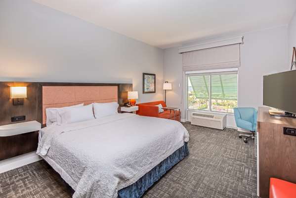  - Hampton Inn Pensacola Beach