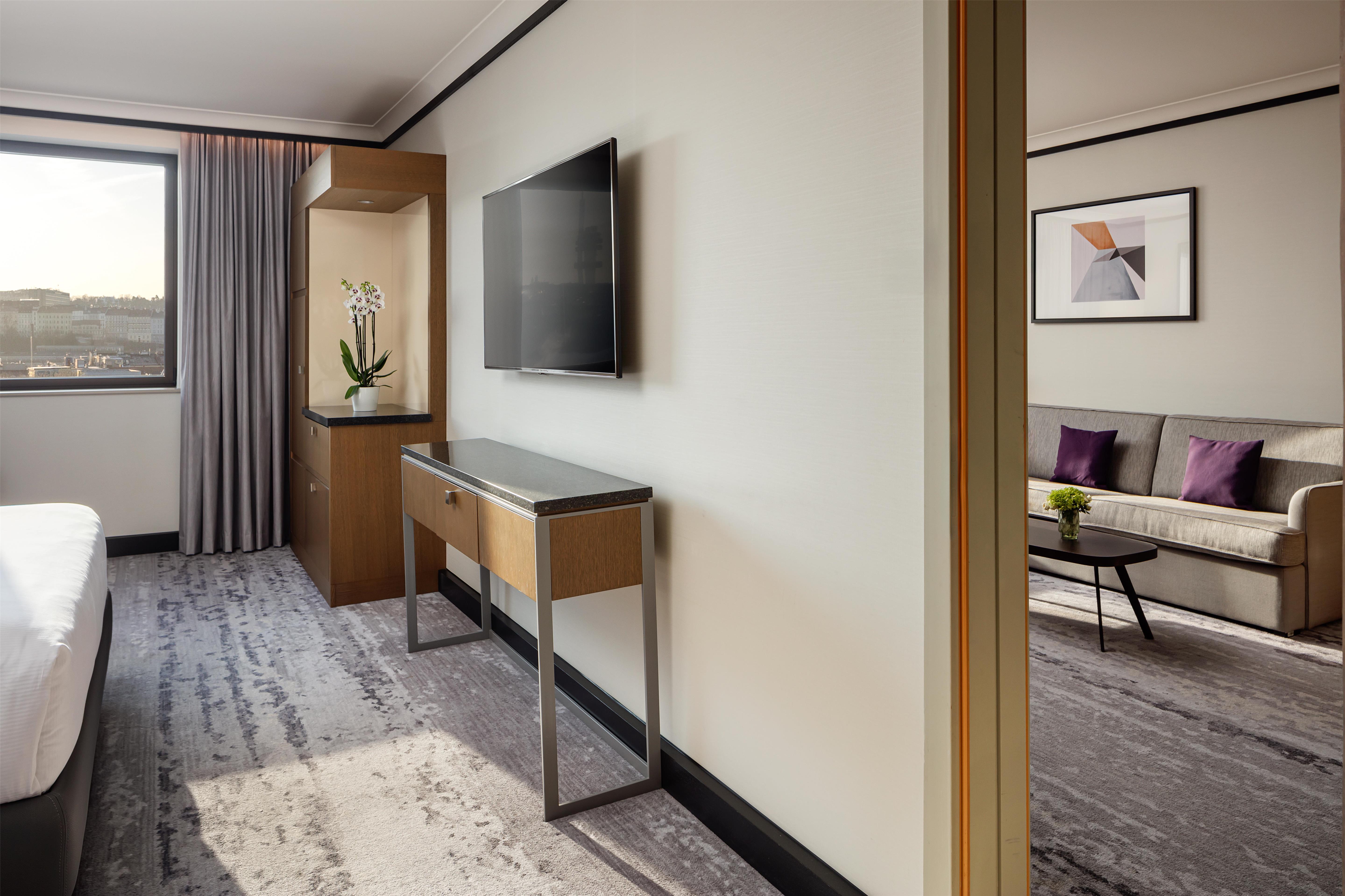 Hilton Prague Room Type - KING EXECUTIVE SUITE