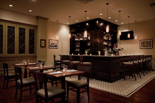 Bar - Hilton Hotel Pearl River