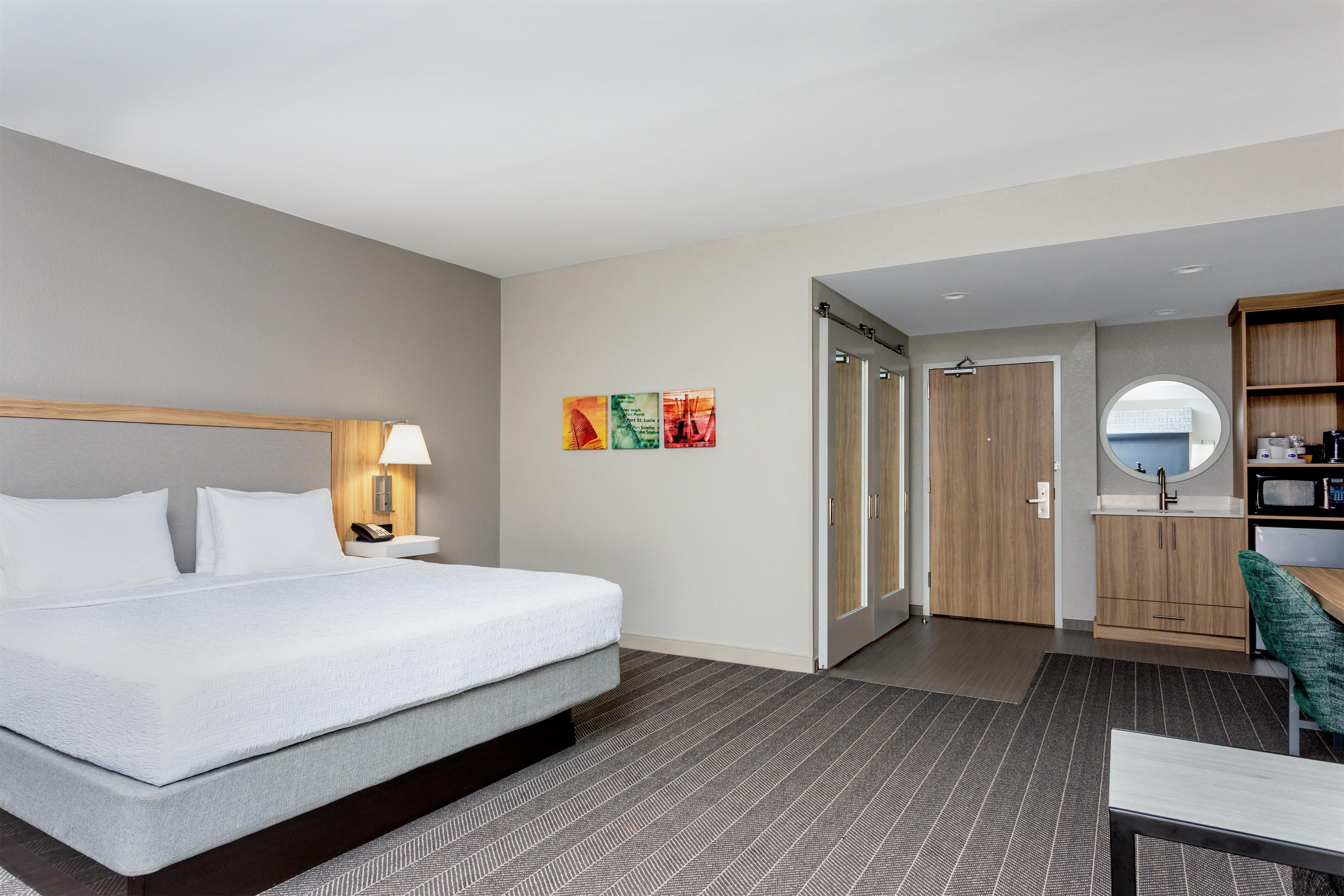 Guest room