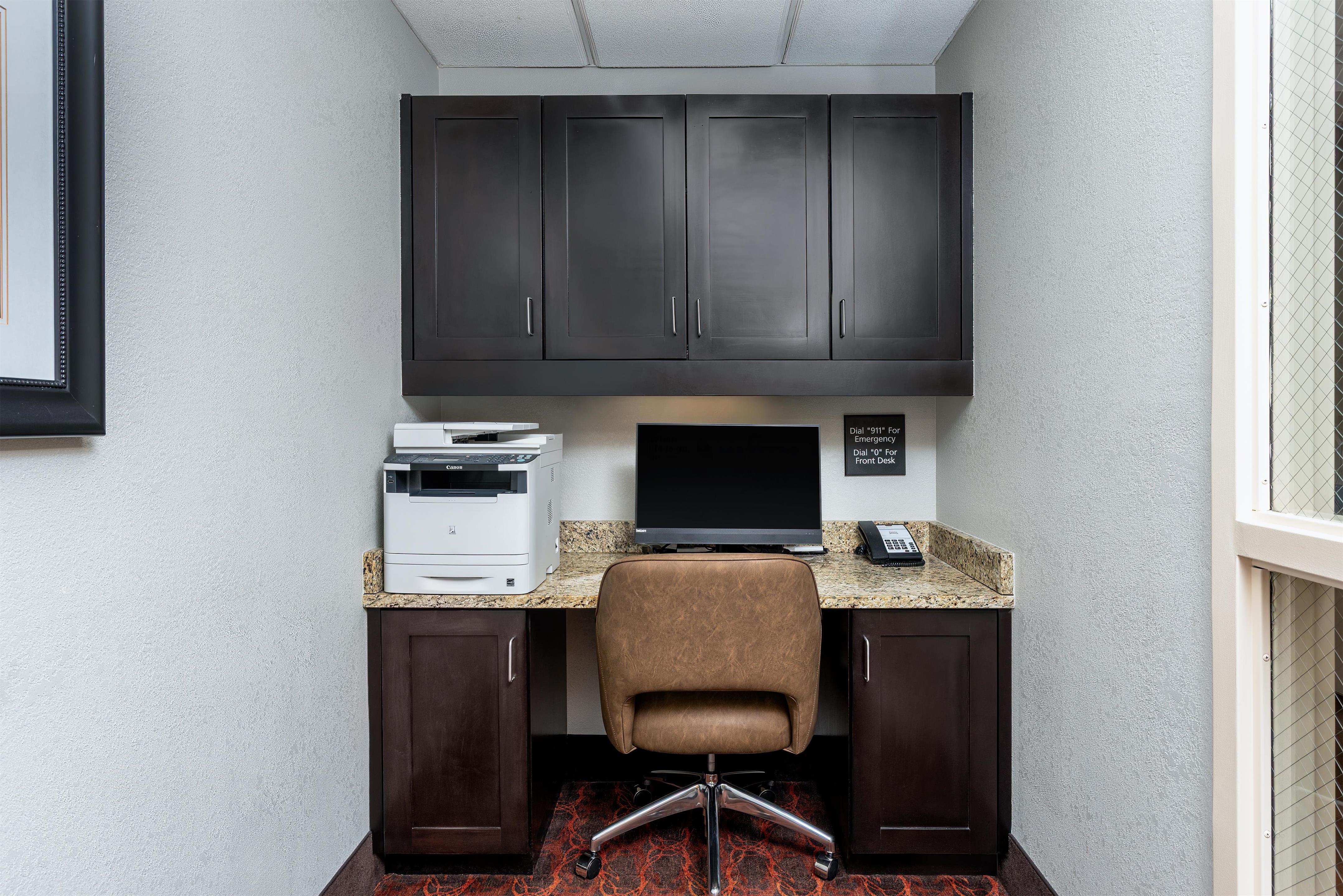 Business Center | Hampton Inn & Suites Port St. Lucie, West