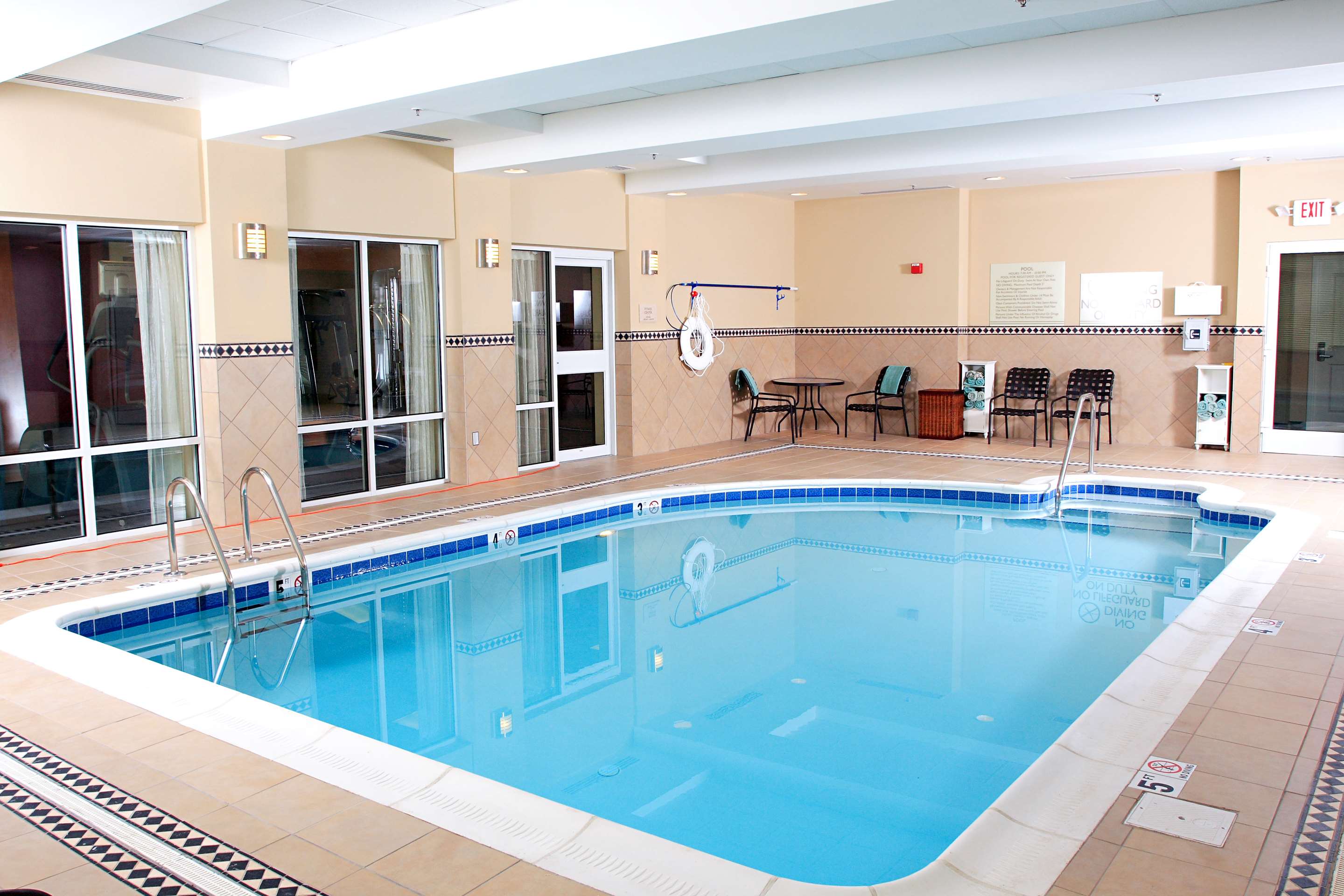 Pool | Hilton Garden Inn Chesapeake/Suffolk