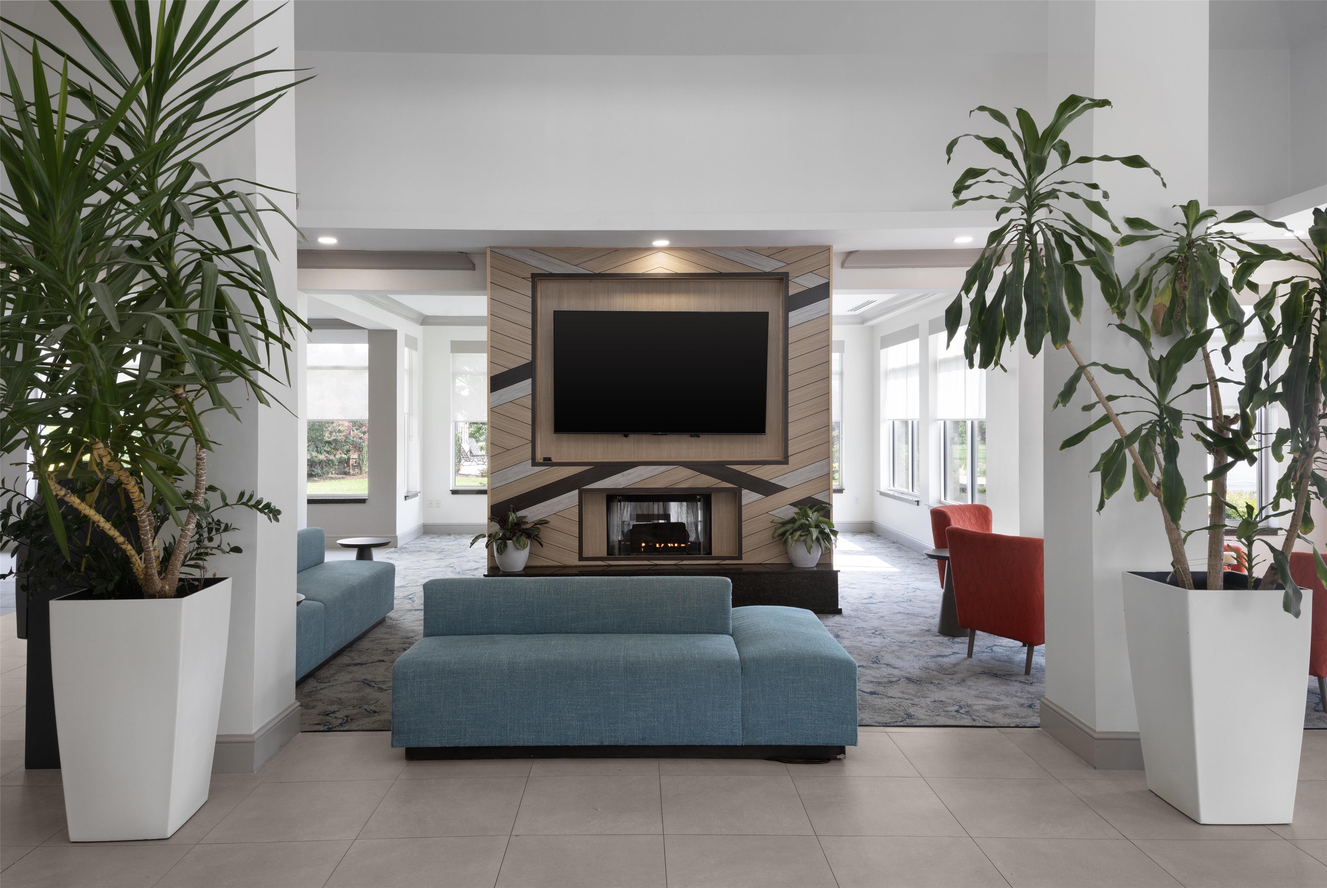 Lobby | Hilton Garden Inn Chesapeake/Suffolk
