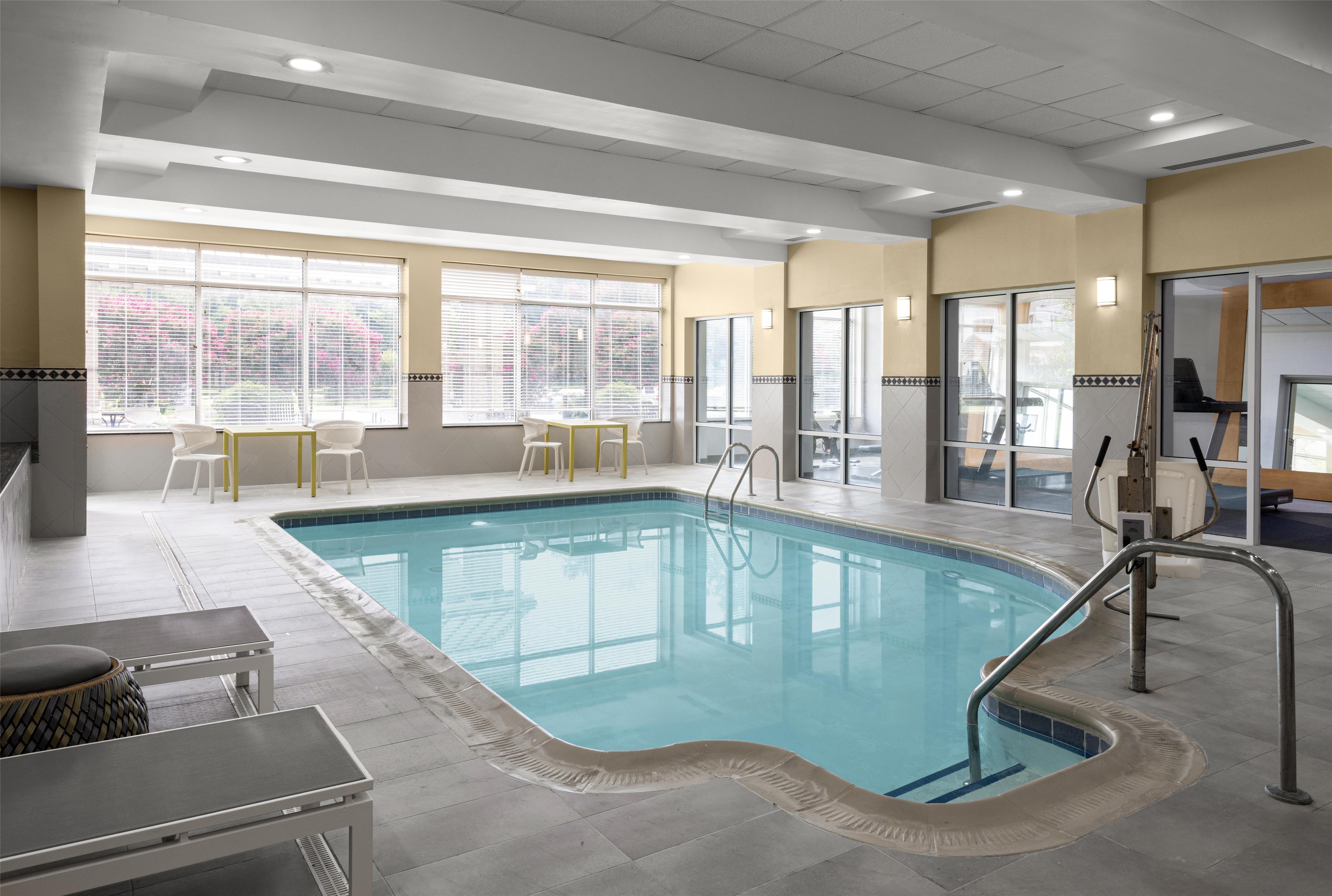 Pool | Hilton Garden Inn Chesapeake/Suffolk