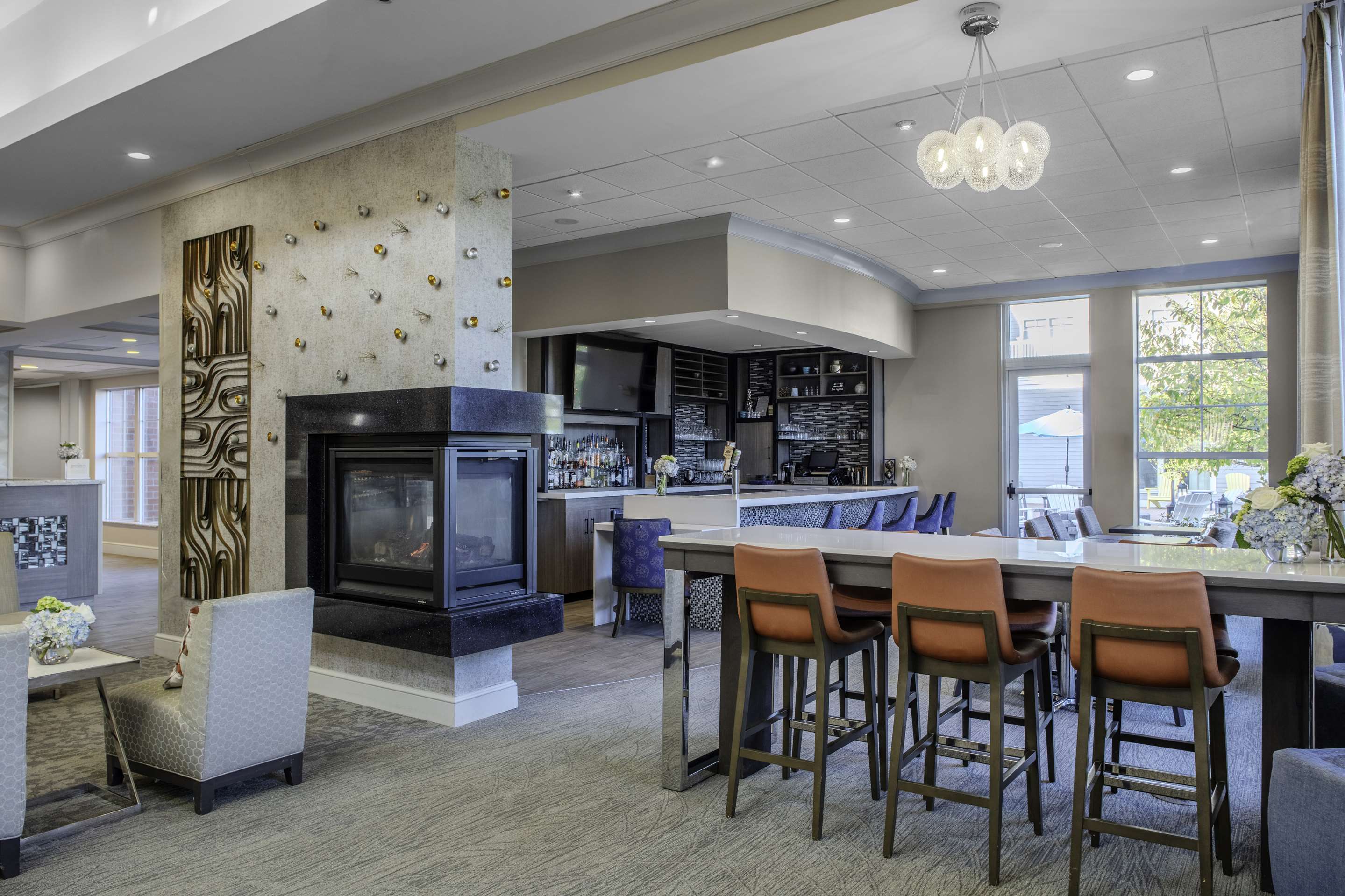BarLounge | Hilton Garden Inn Freeport Downtown