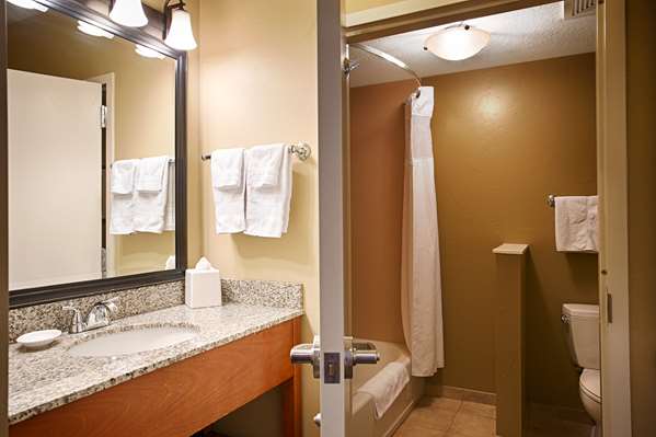  - Best Western Plus Canyon Pines Inn Uintah - I-84, Exit 87