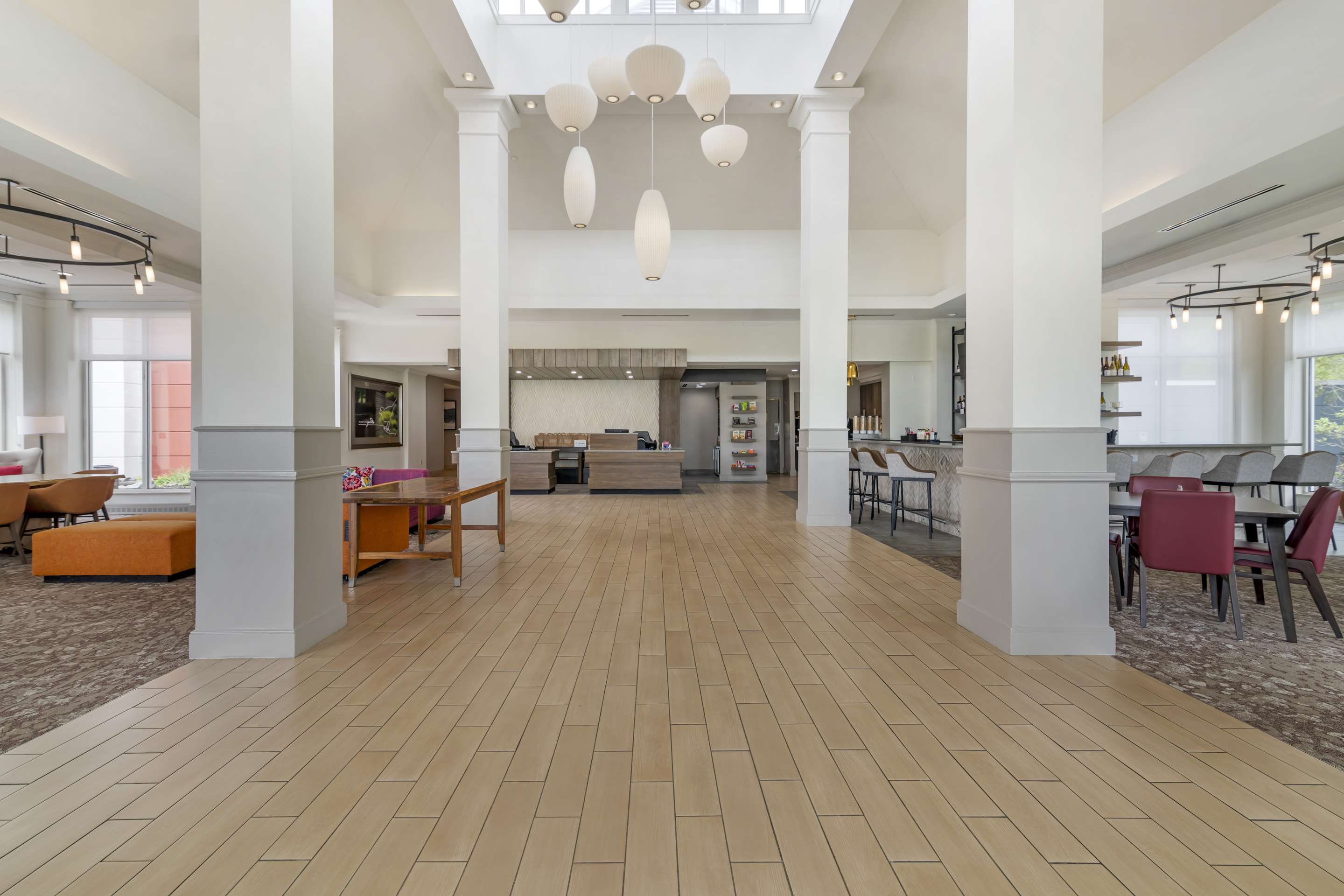 Lobby | Hilton Garden Inn Portland Airport/Jetport