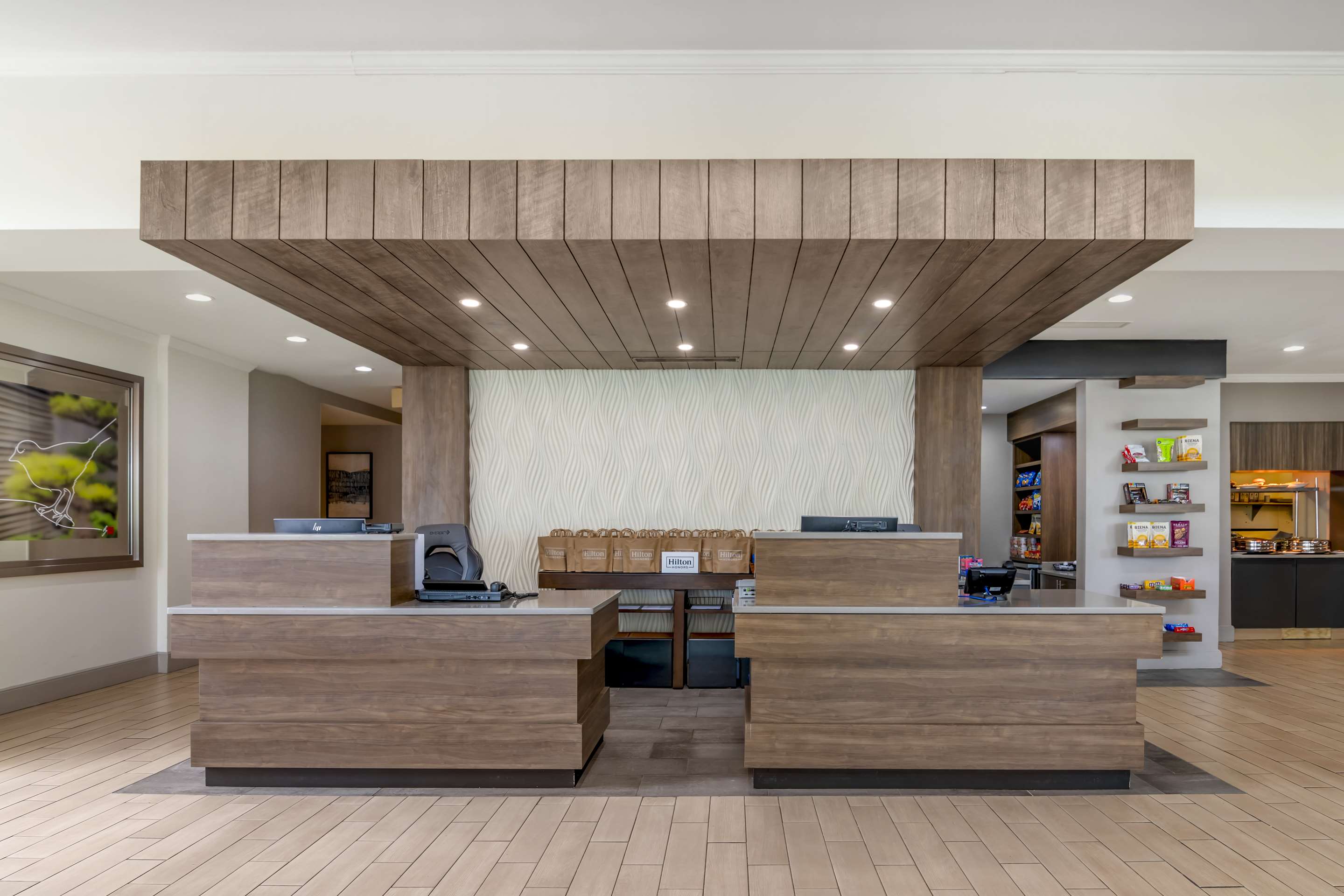 Reception | Hilton Garden Inn Portland Airport/Jetport