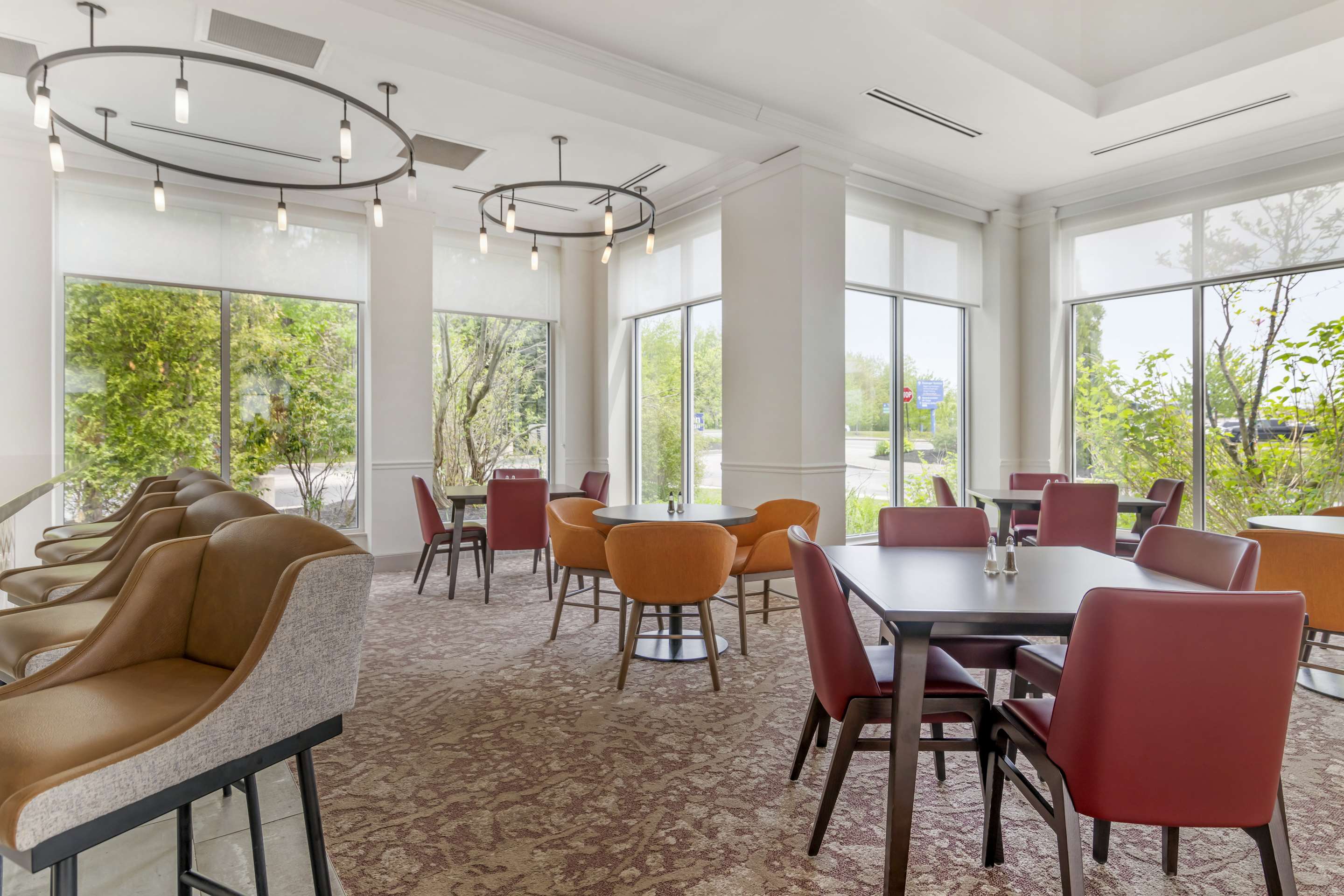 Lobby | Hilton Garden Inn Portland Airport/Jetport