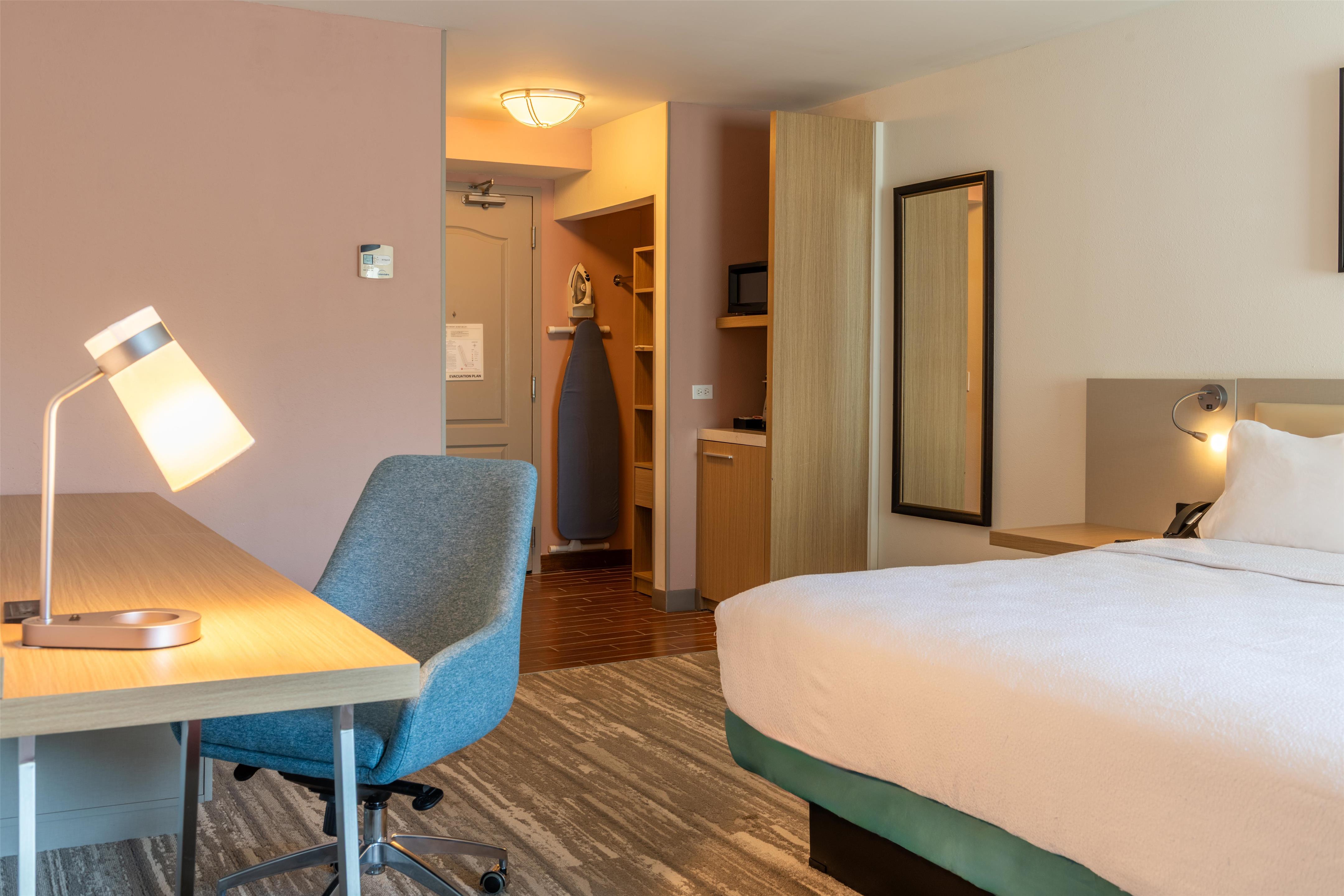 Guest room