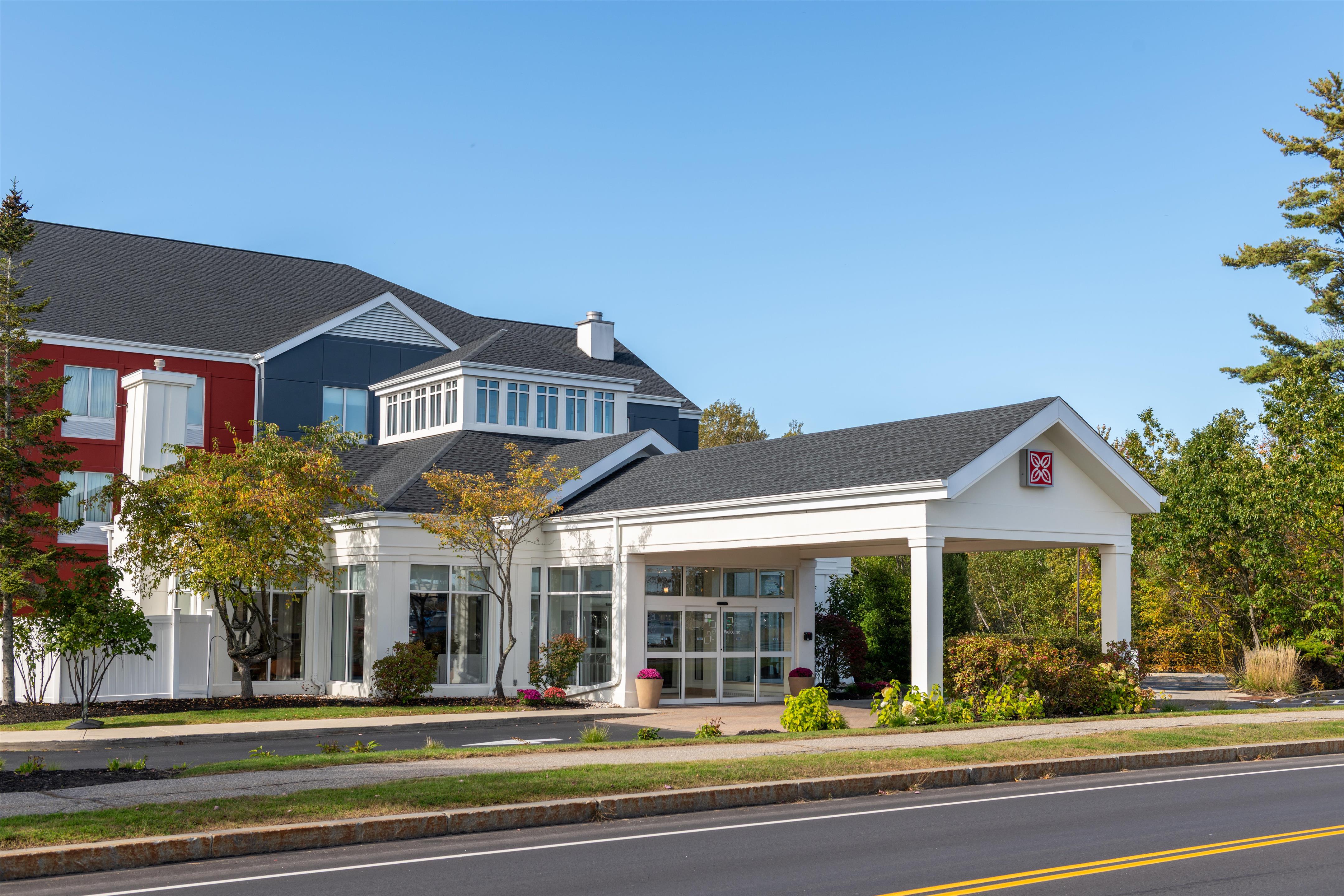 Exterior | Hilton Garden Inn Portland Airport/Jetport