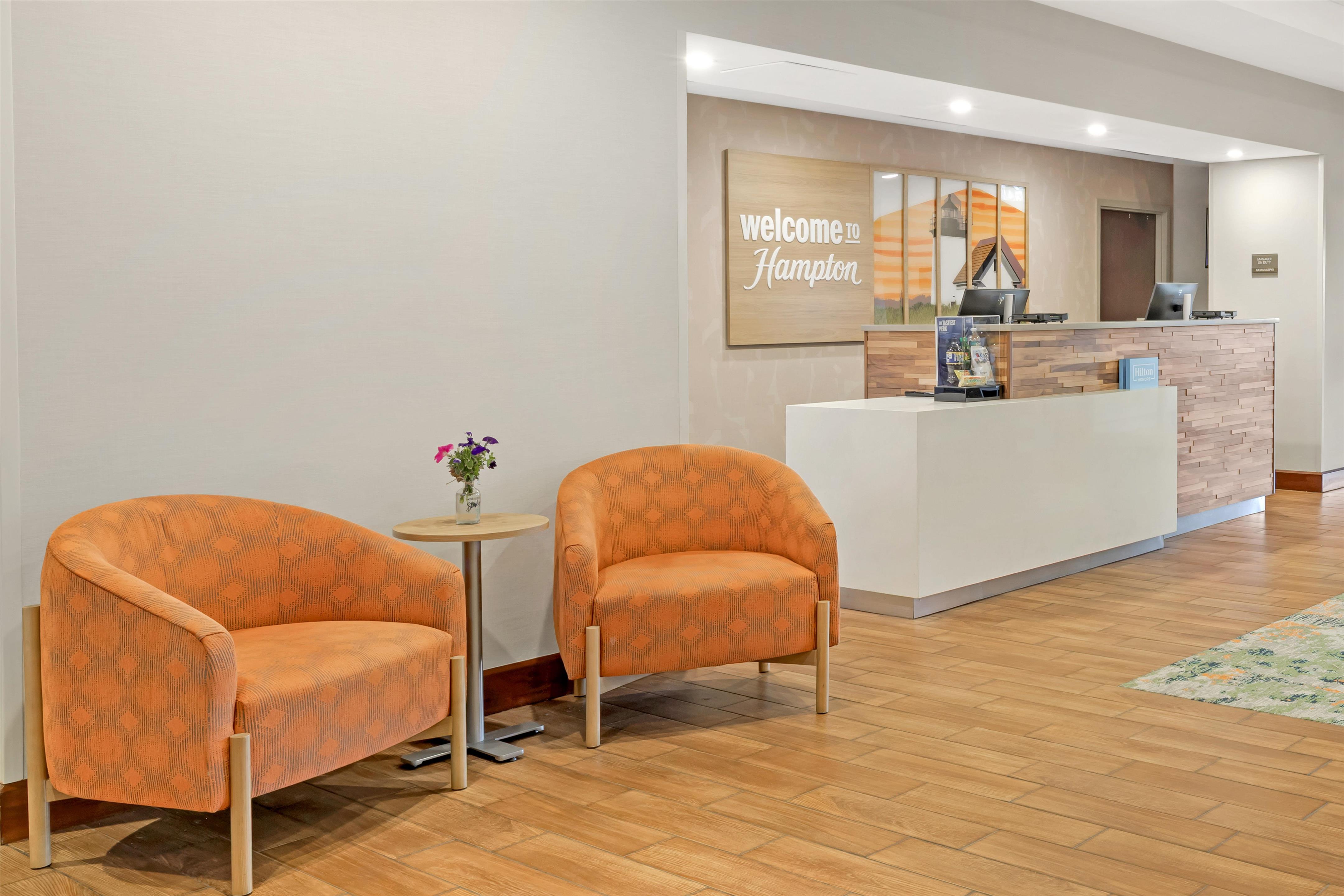 Reception | Hampton Inn & Suites Plymouth