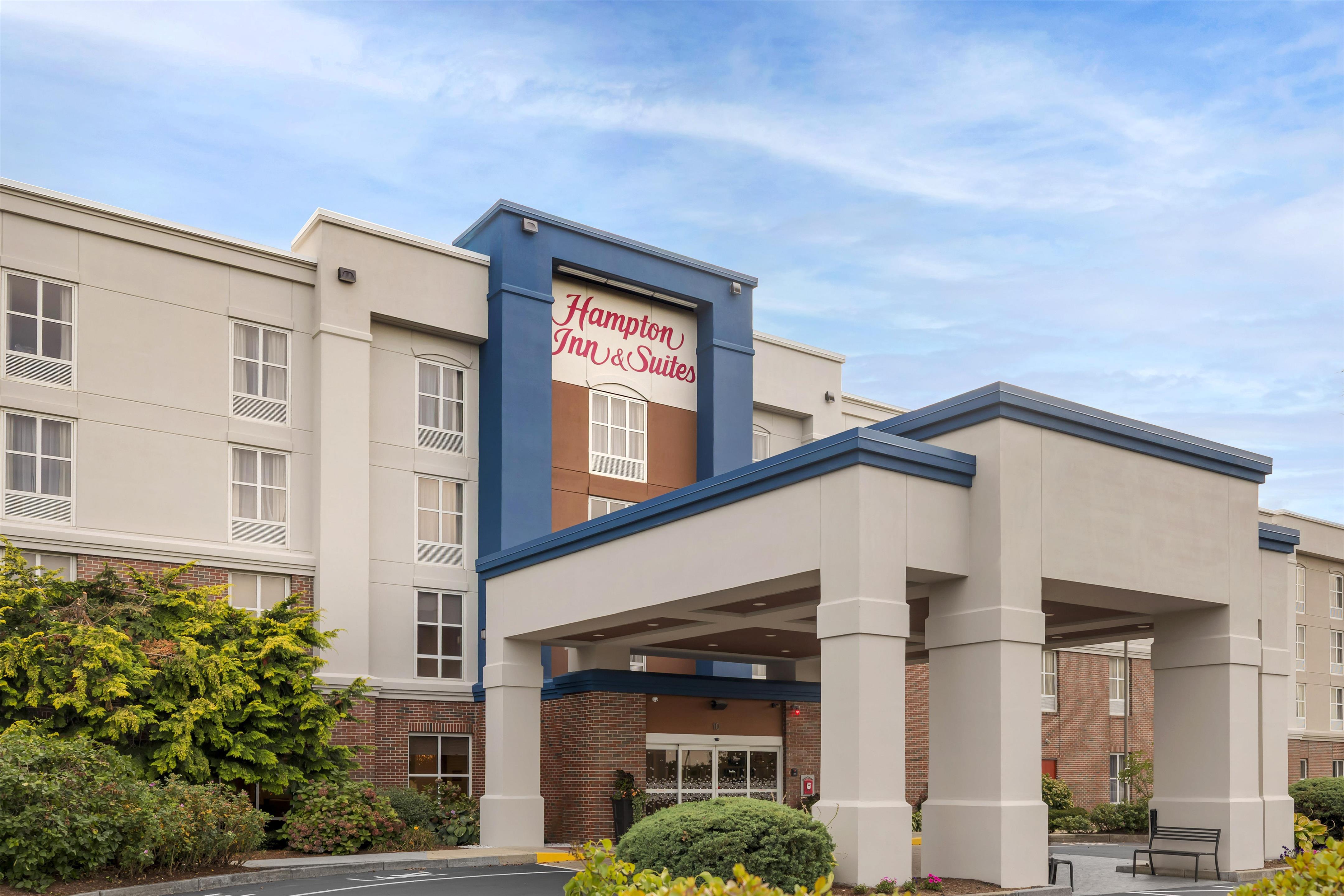 Exterior | Hampton Inn & Suites Plymouth