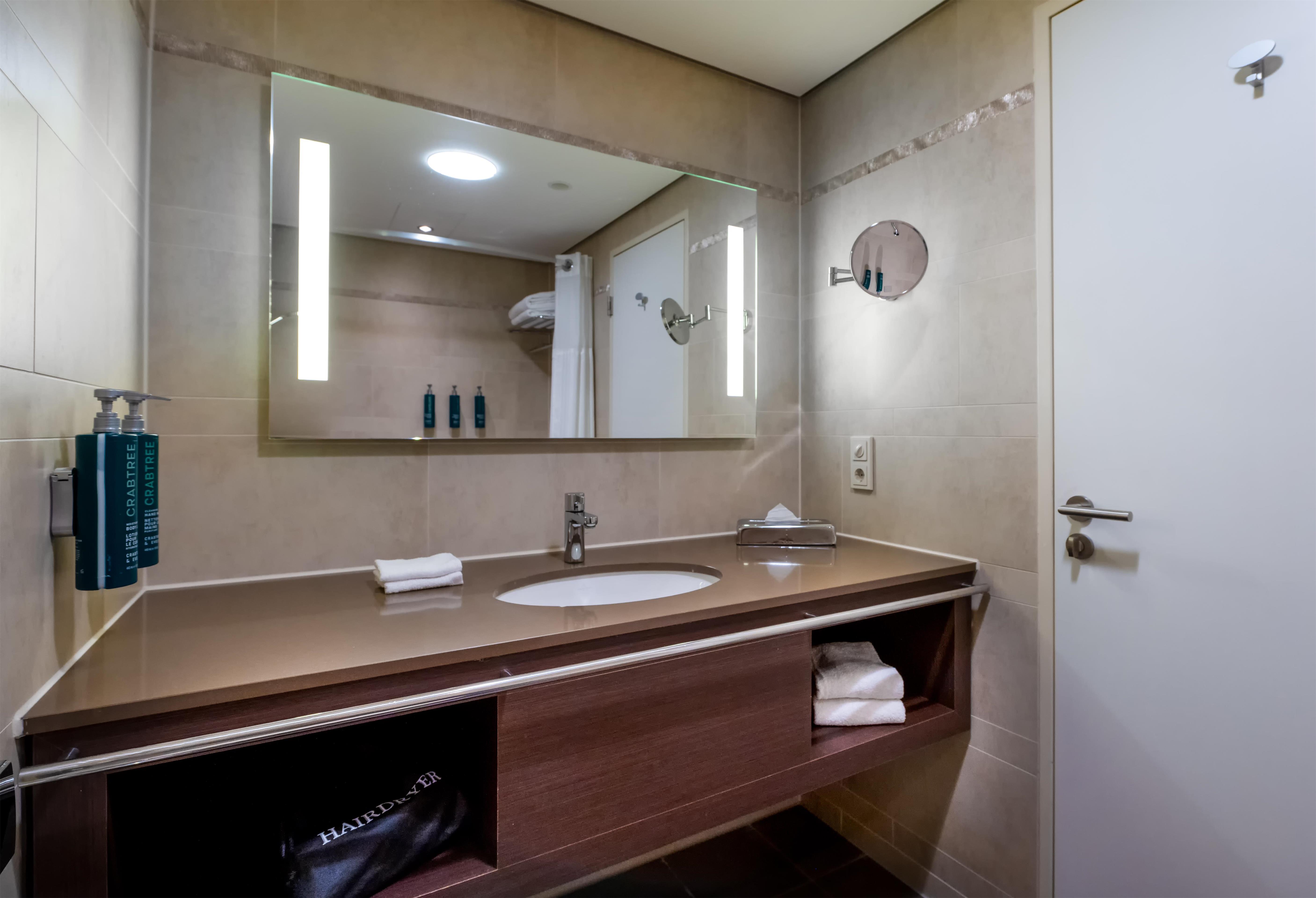 Hilton Mainz Room Type - TWIN HILTON GUEST ROOM