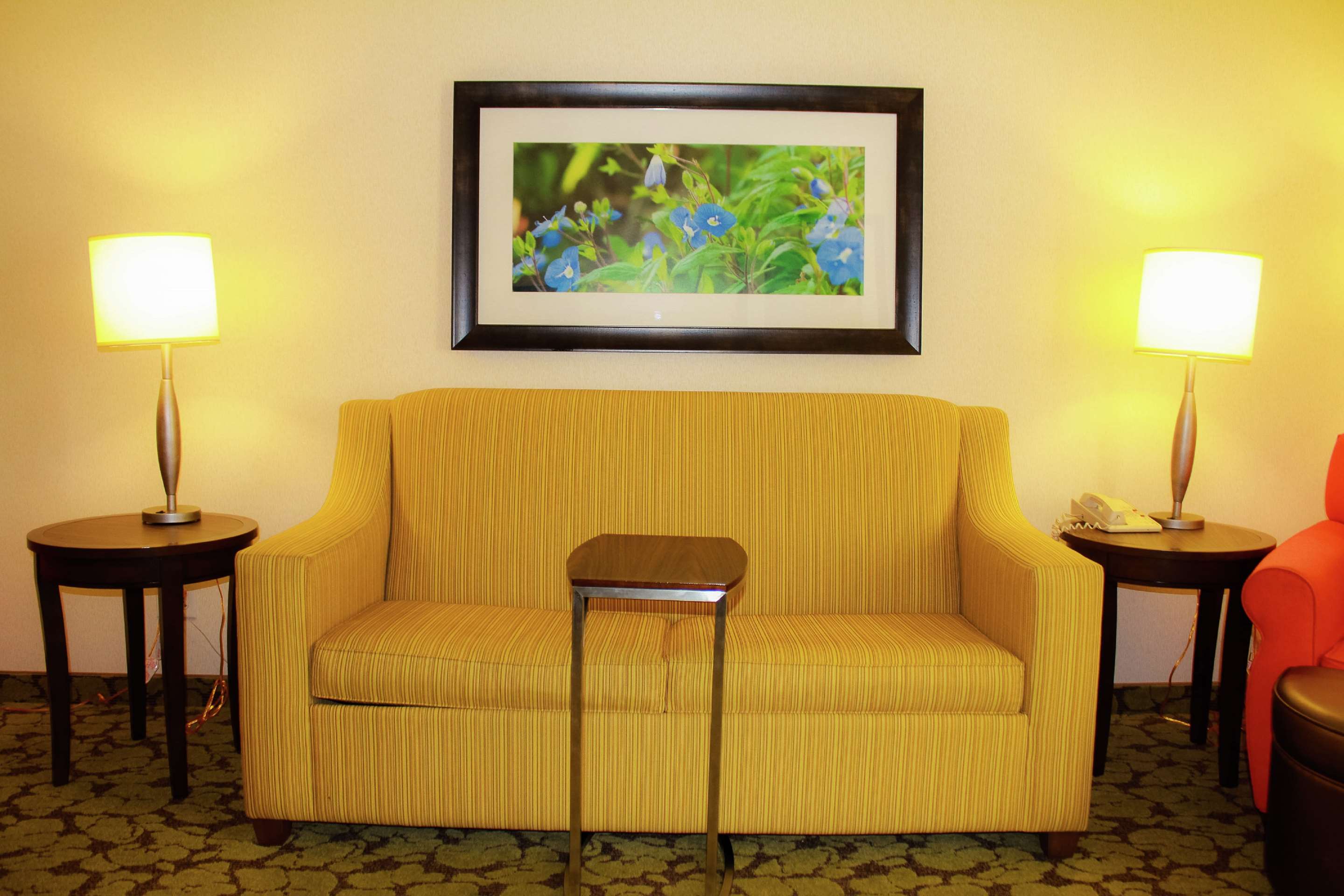 Guest room