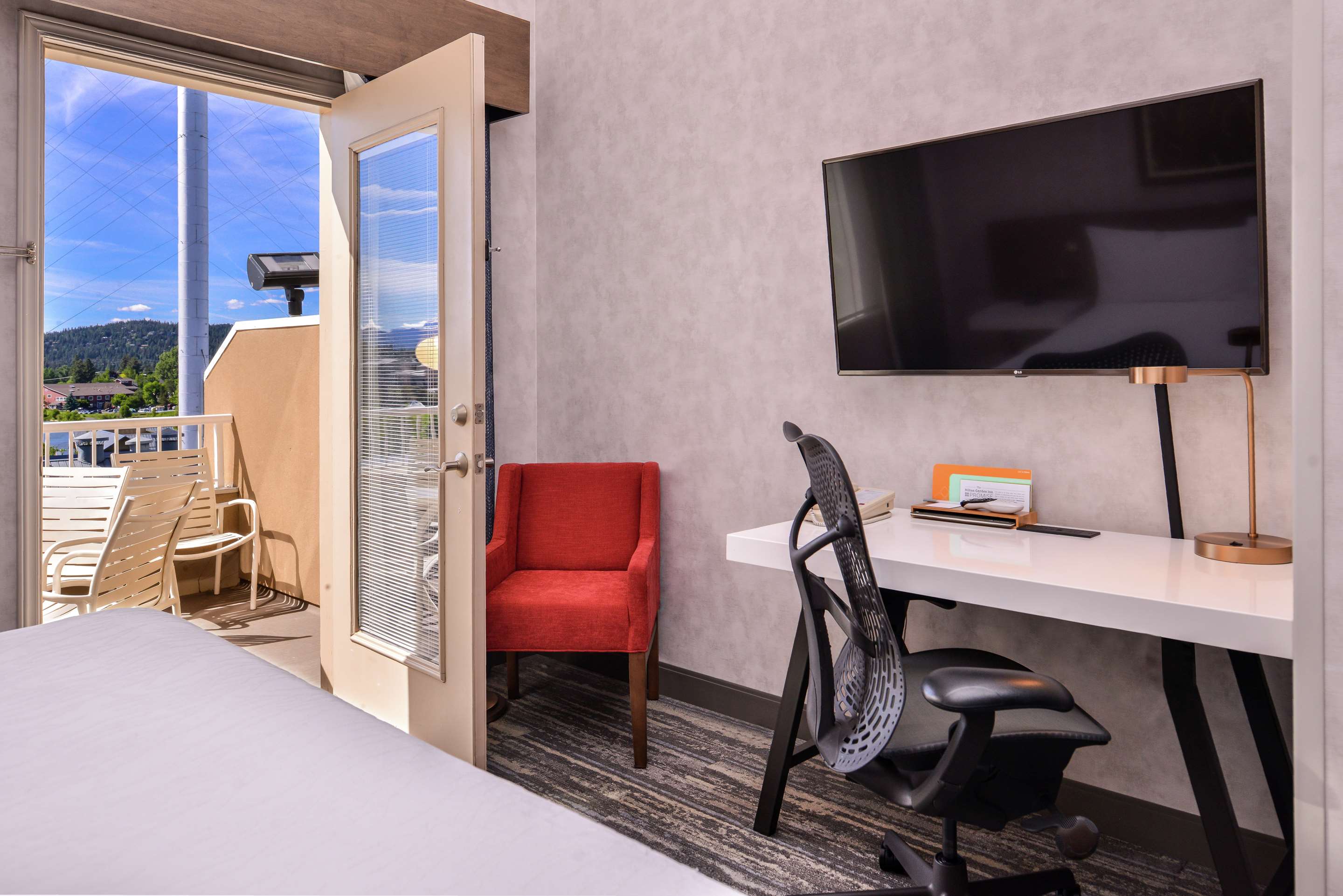 Guest room