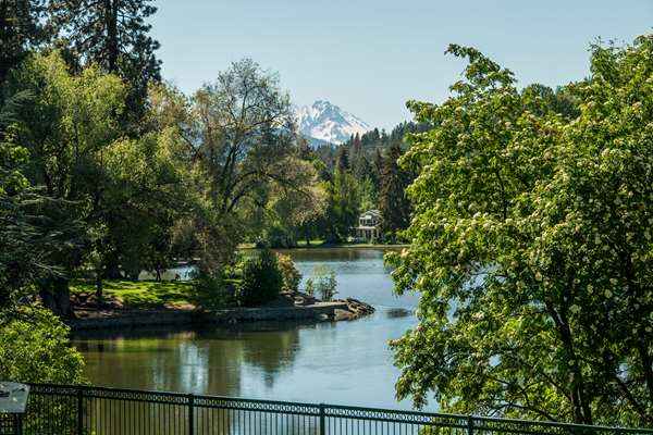 Exterior view - DoubleTree by Hilton Hotel Bend