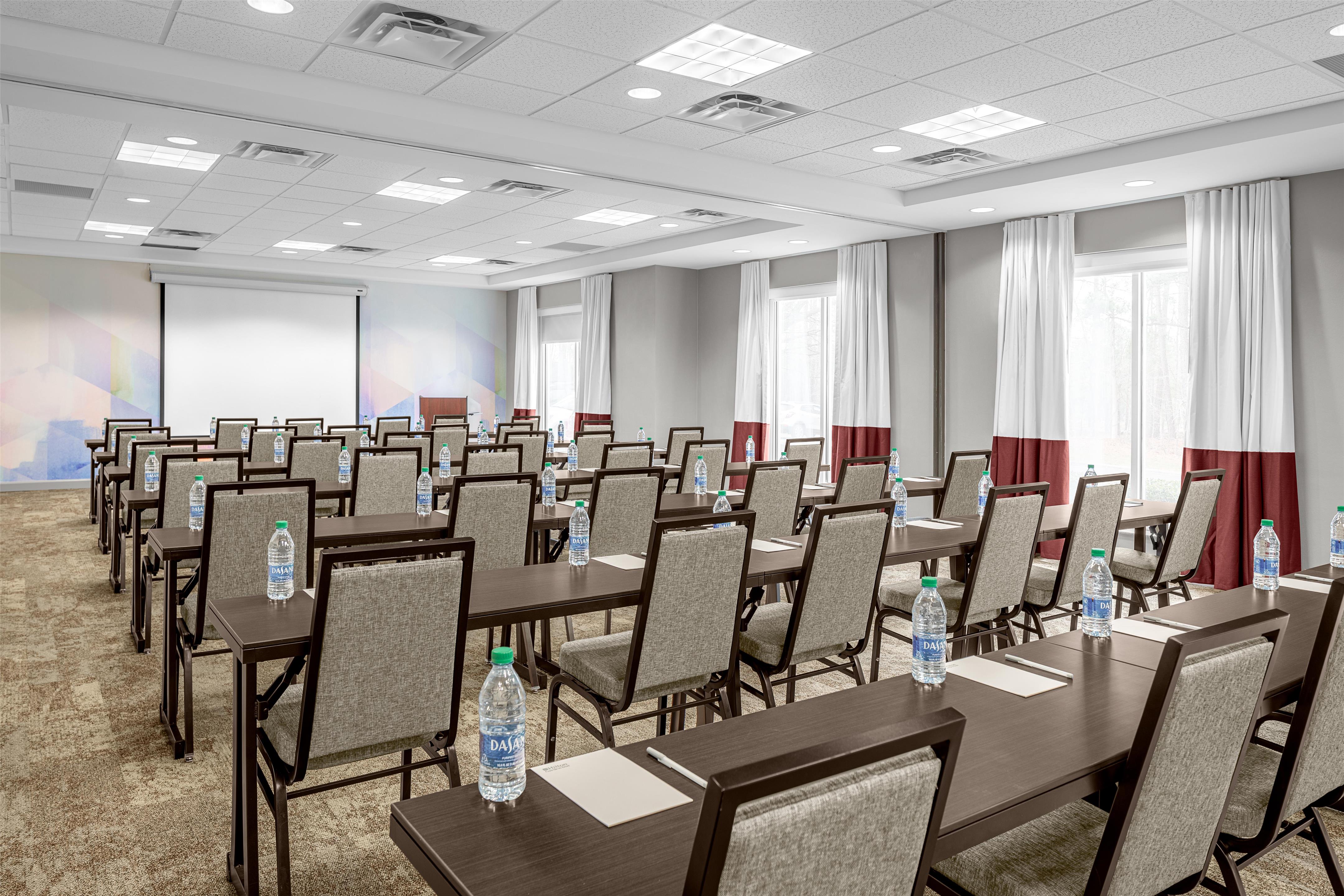 Meeting Room | Hilton Garden Inn Raleigh-Durham Airport