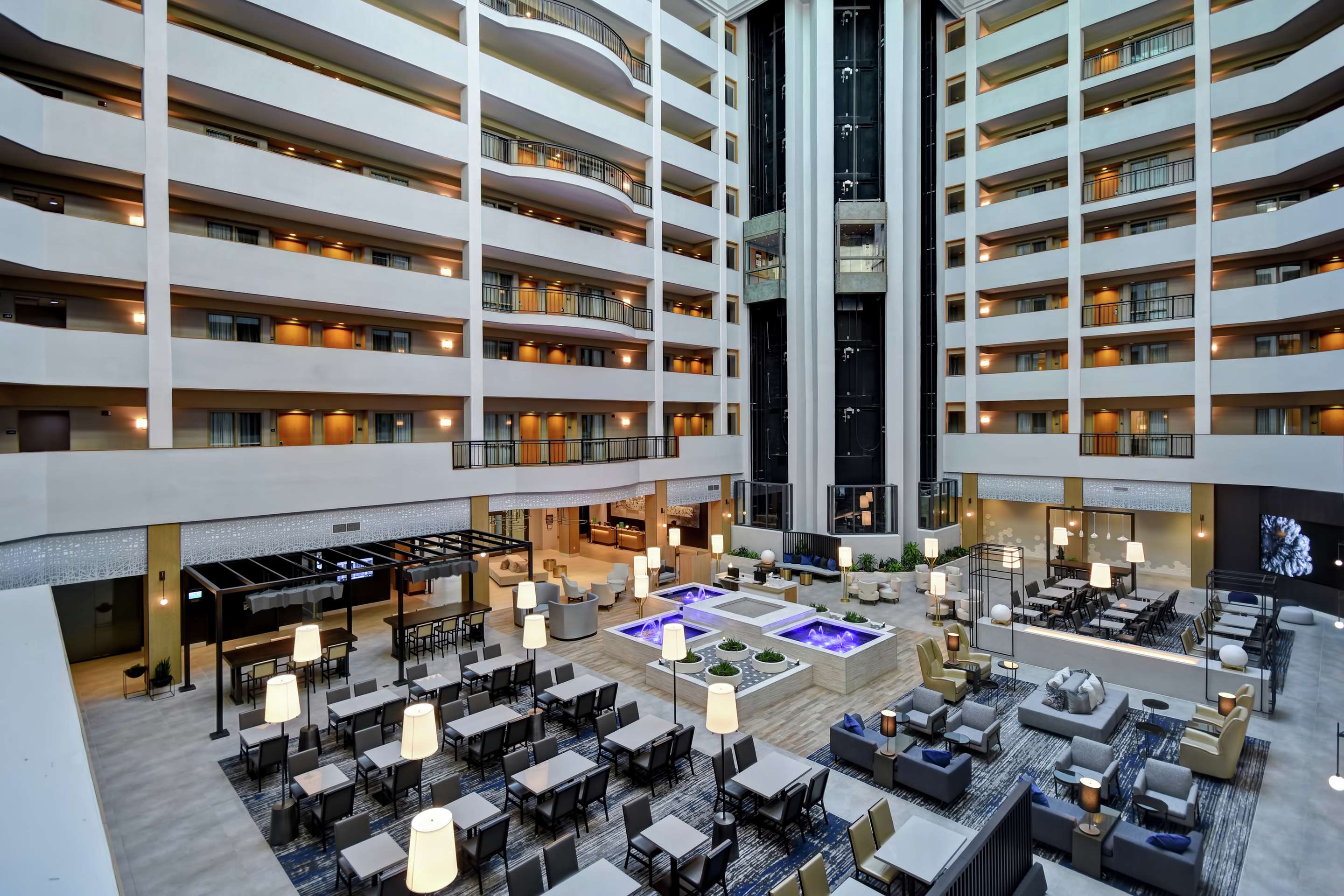 Lobby | Embassy Suites by Hilton Raleigh Durham Research Triangle