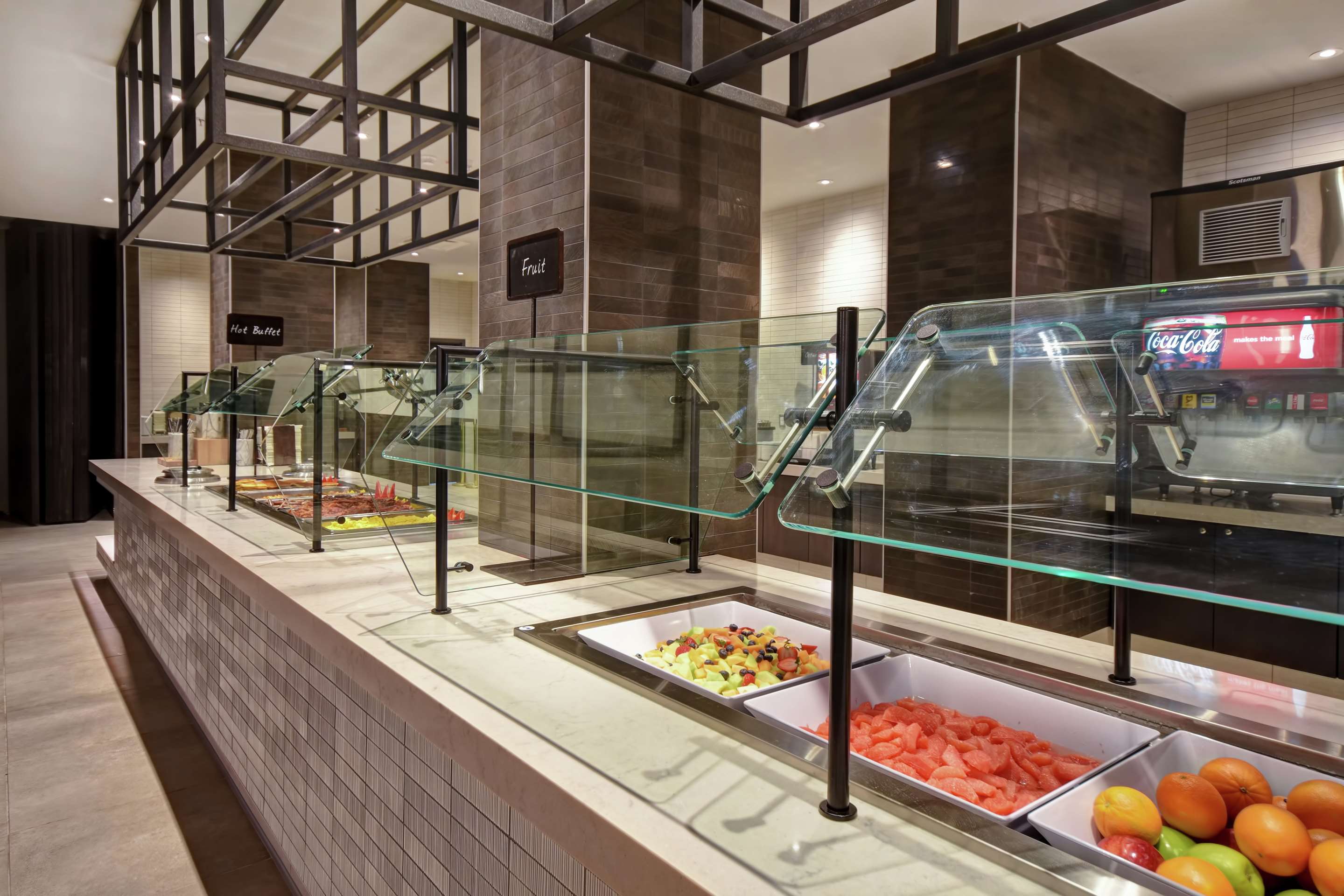 Breakfast Area | Embassy Suites by Hilton Raleigh Durham Research Triangle