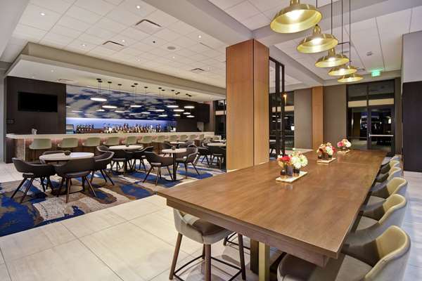 Restaurant - Embassy Suites Cary - I-40, Exit 287