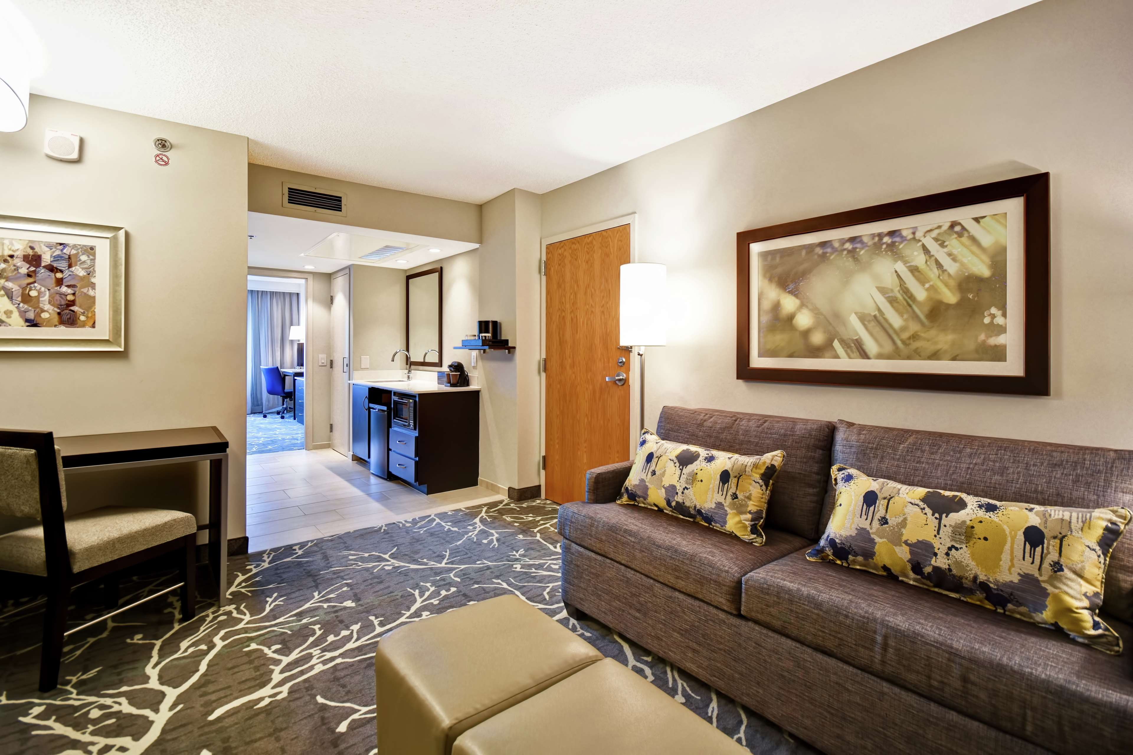 Embassy Suites Raleigh - Durham/Research Triangle Room Type - 1 KG STE ACC TUB NO SMOK