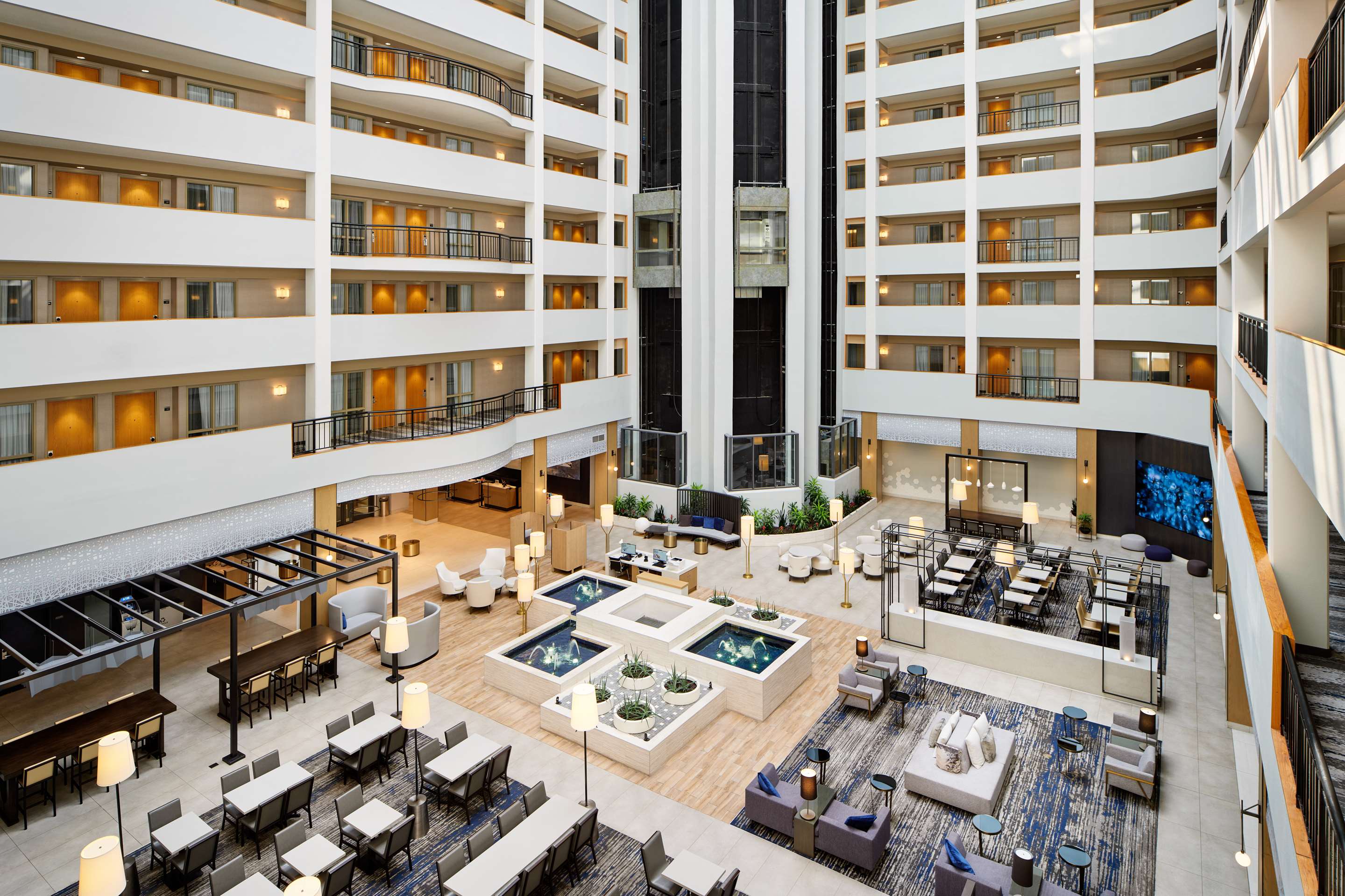 Lobby | Embassy Suites by Hilton Raleigh Durham Research Triangle