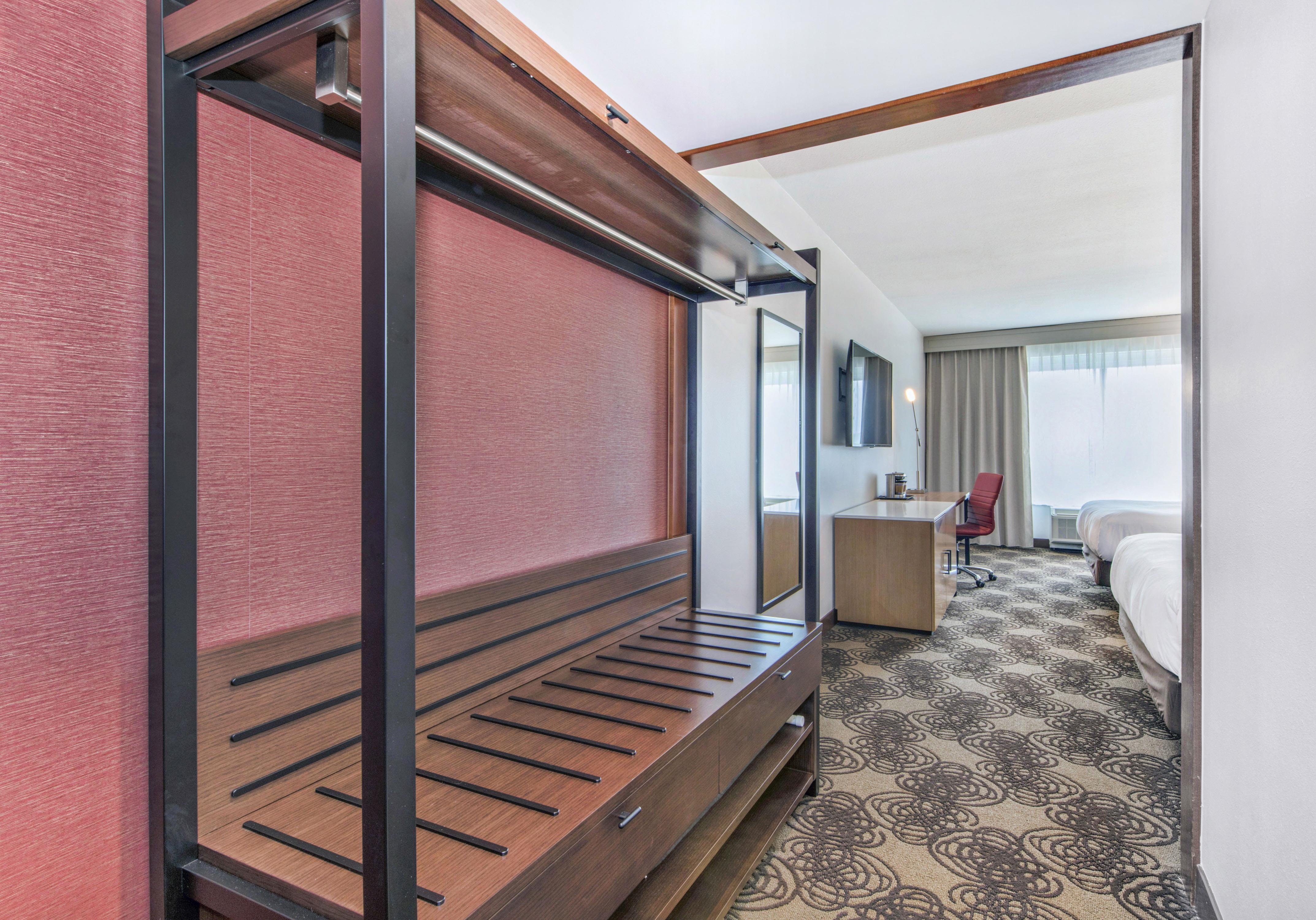 DoubleTree by Hilton Hotel Raleigh - Cary Room Type - 2QN MOB HEARING ACC TUB NS