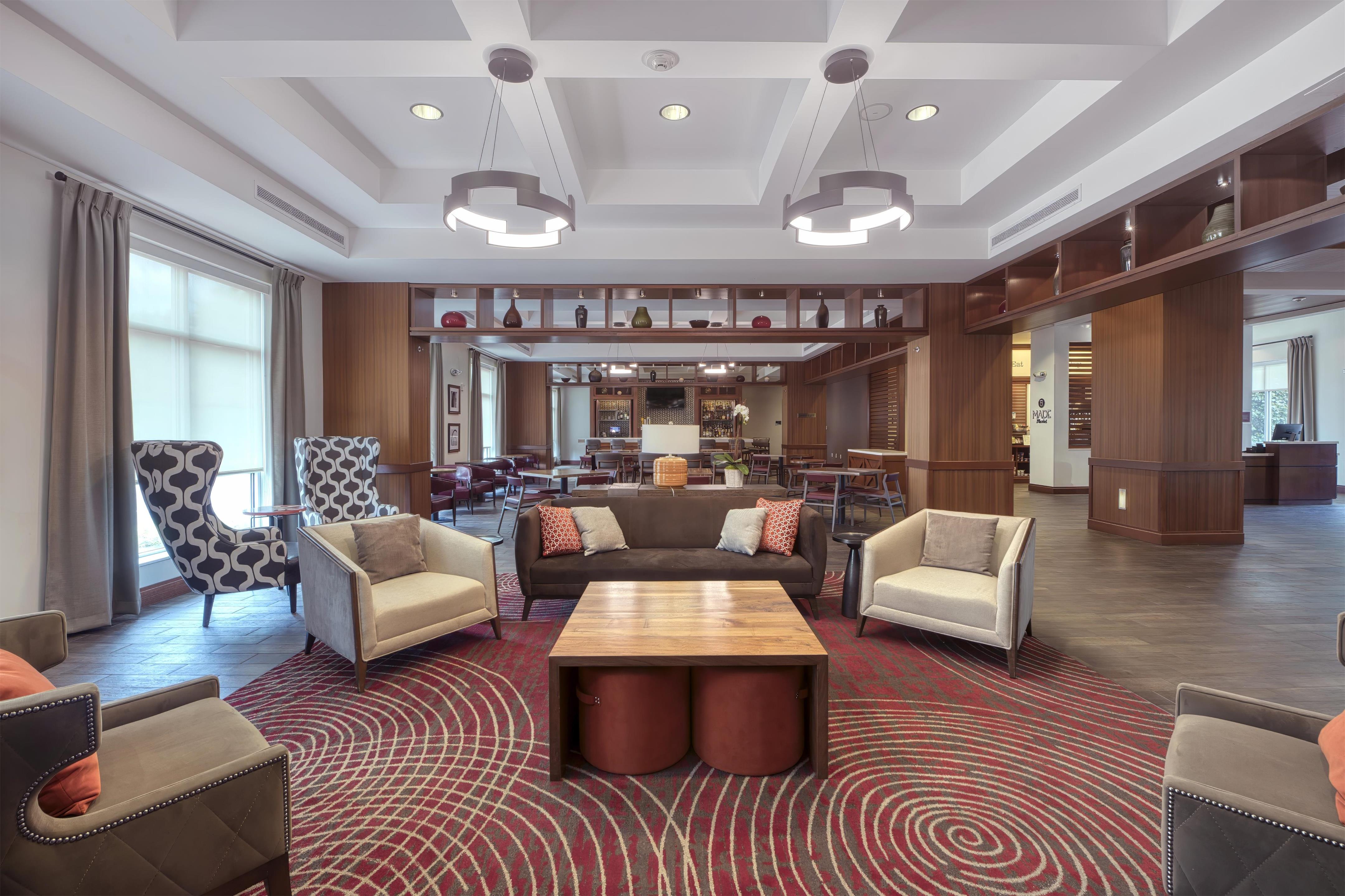 Lobby | DoubleTree by Hilton Raleigh - Cary