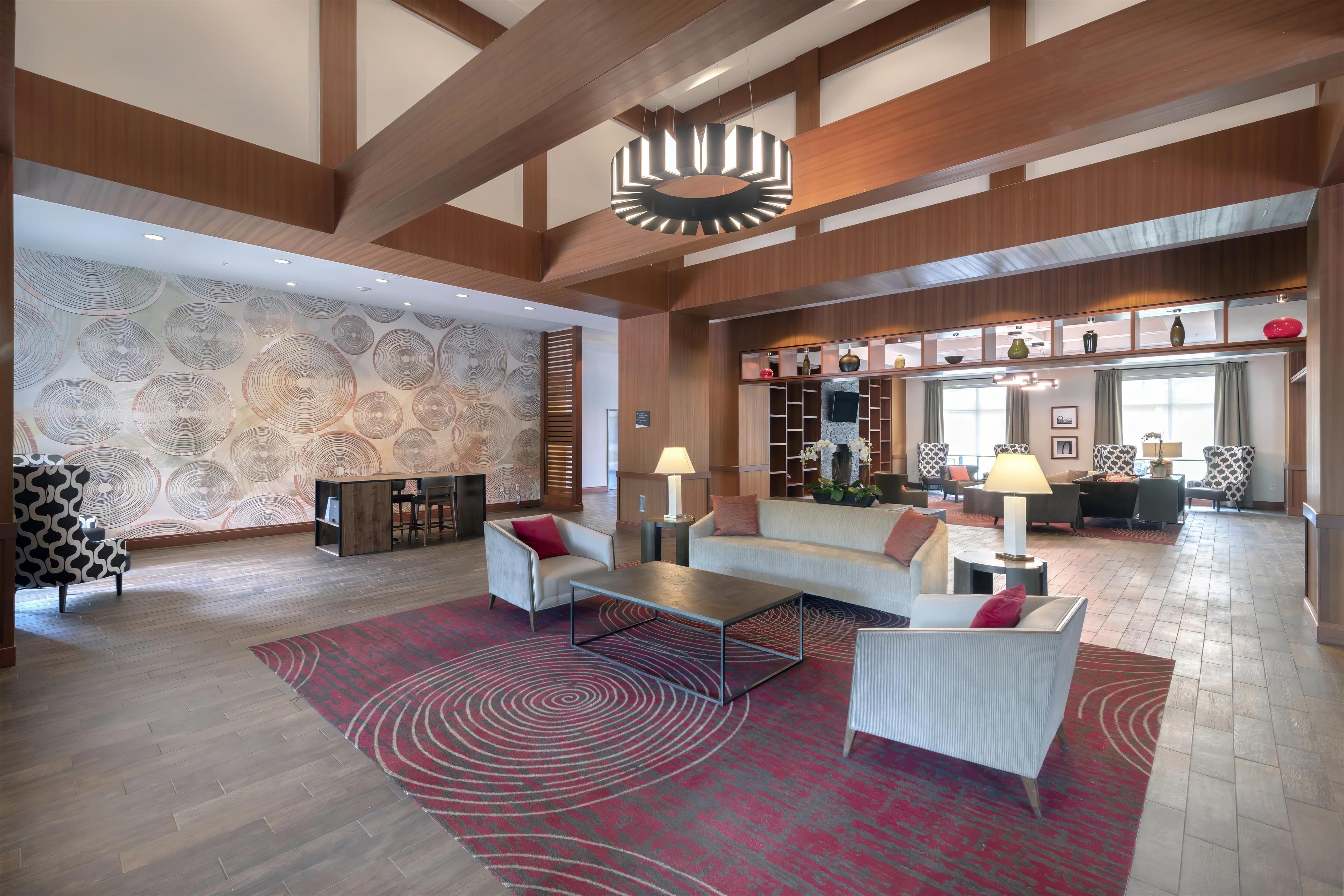 Lobby | DoubleTree by Hilton Raleigh - Cary