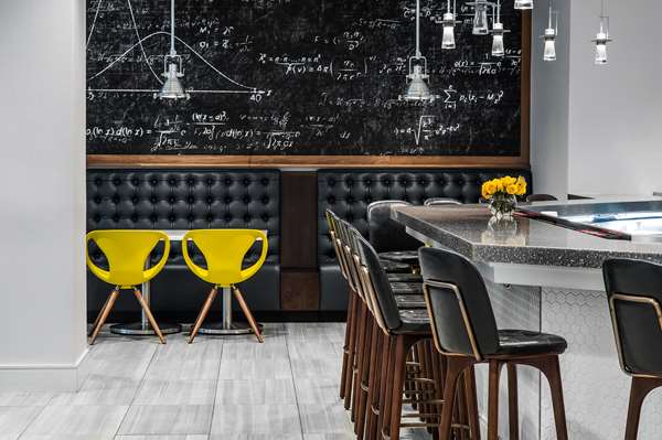 Restaurant - Embassy Suites Raleigh Crabtree Valley