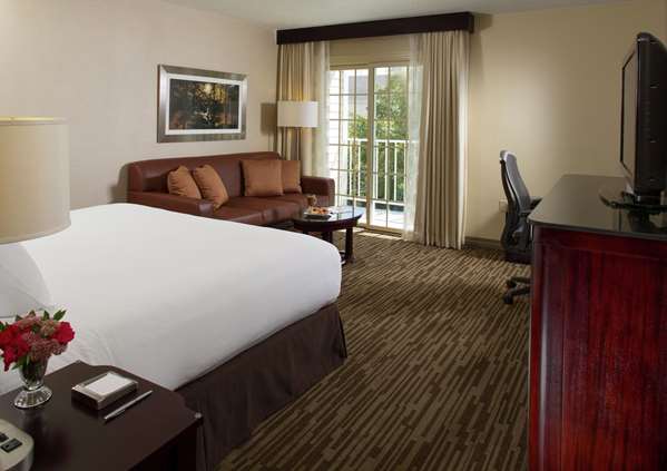  - DoubleTree by Hilton Durham RTP Airport - I-40, Exit 282
