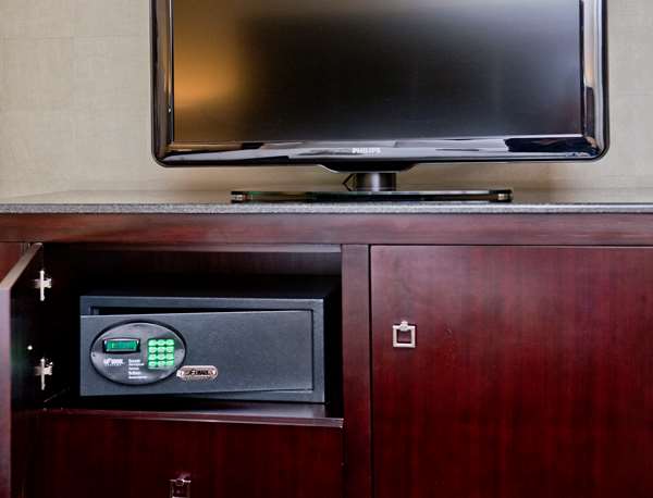  - DoubleTree by Hilton Durham RTP Airport - I-40, Exit 282