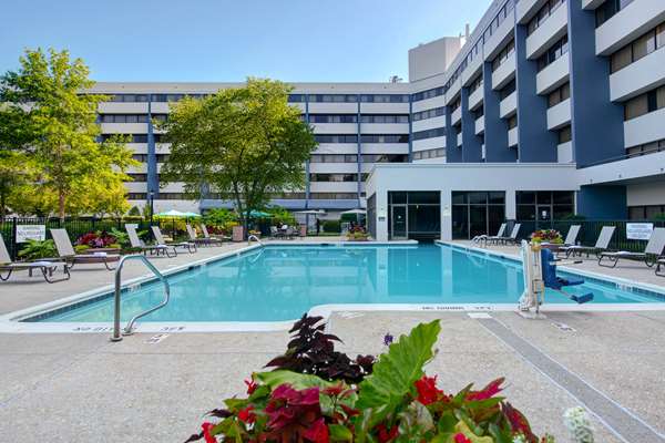Pool - DoubleTree Suites by Hilton Durham - I-40, Exit 278