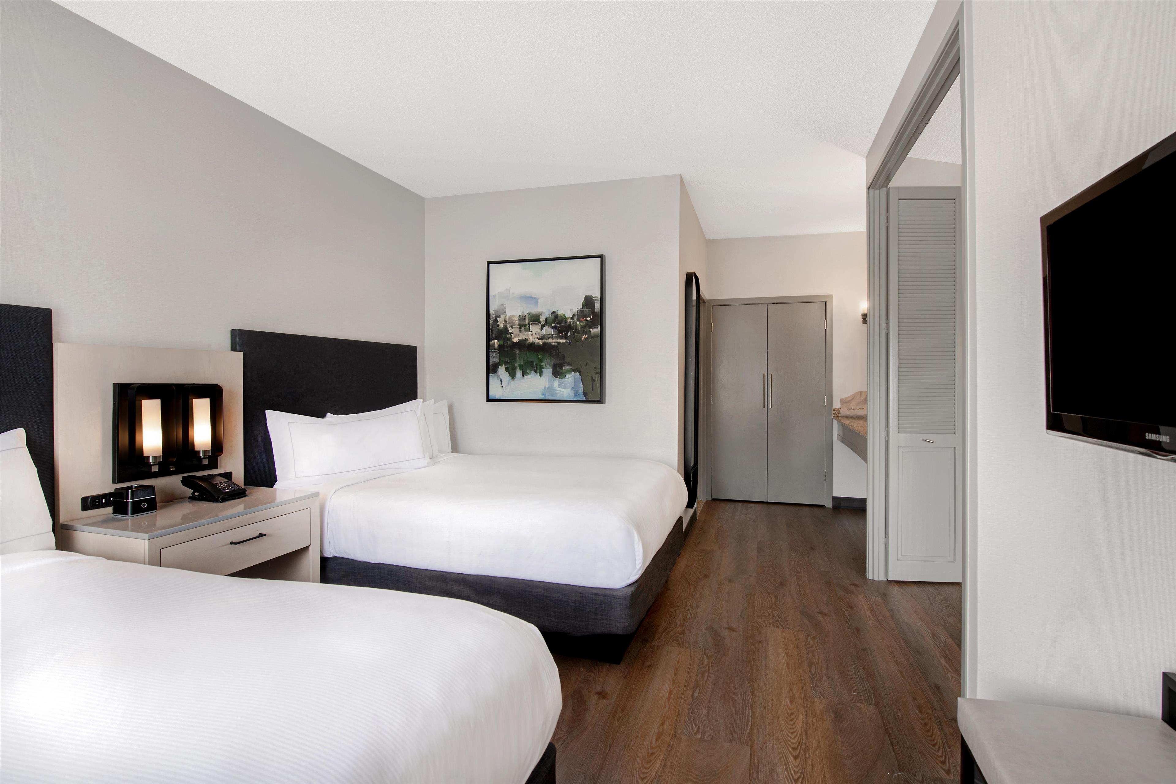 DoubleTree Suites by Hilton Raleigh-Durham Room Type - 2DOUBLES 2RM SUITE NONSMOK