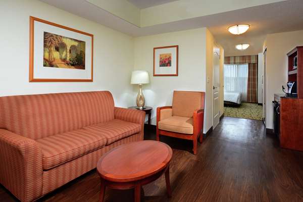  - Hilton Garden Inn Triangle Town Center Raleigh