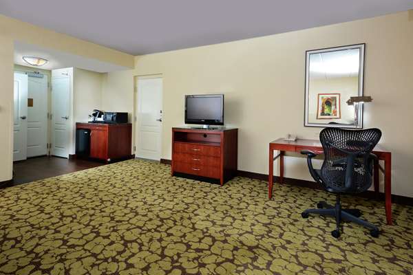  - Hilton Garden Inn Triangle Town Center Raleigh