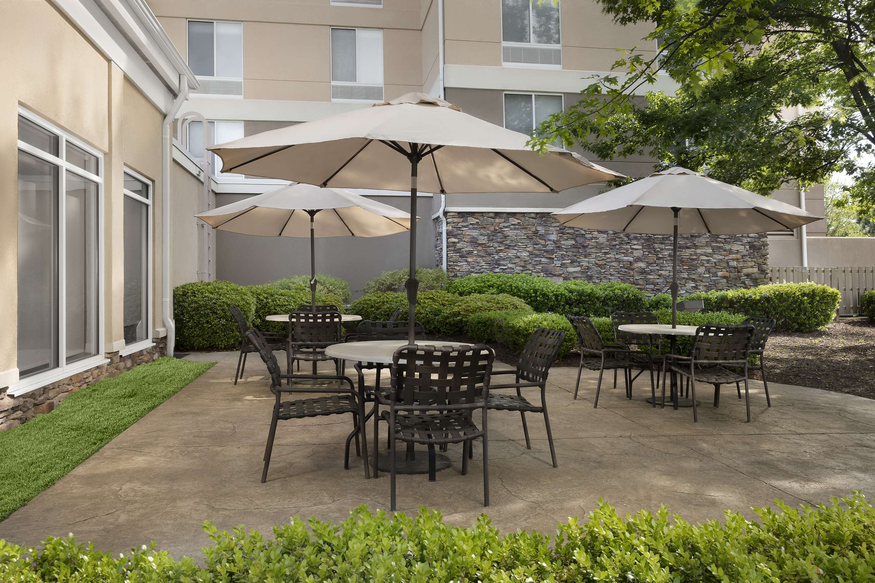 Exterior | Hilton Garden Inn Raleigh Capital Blvd I-540