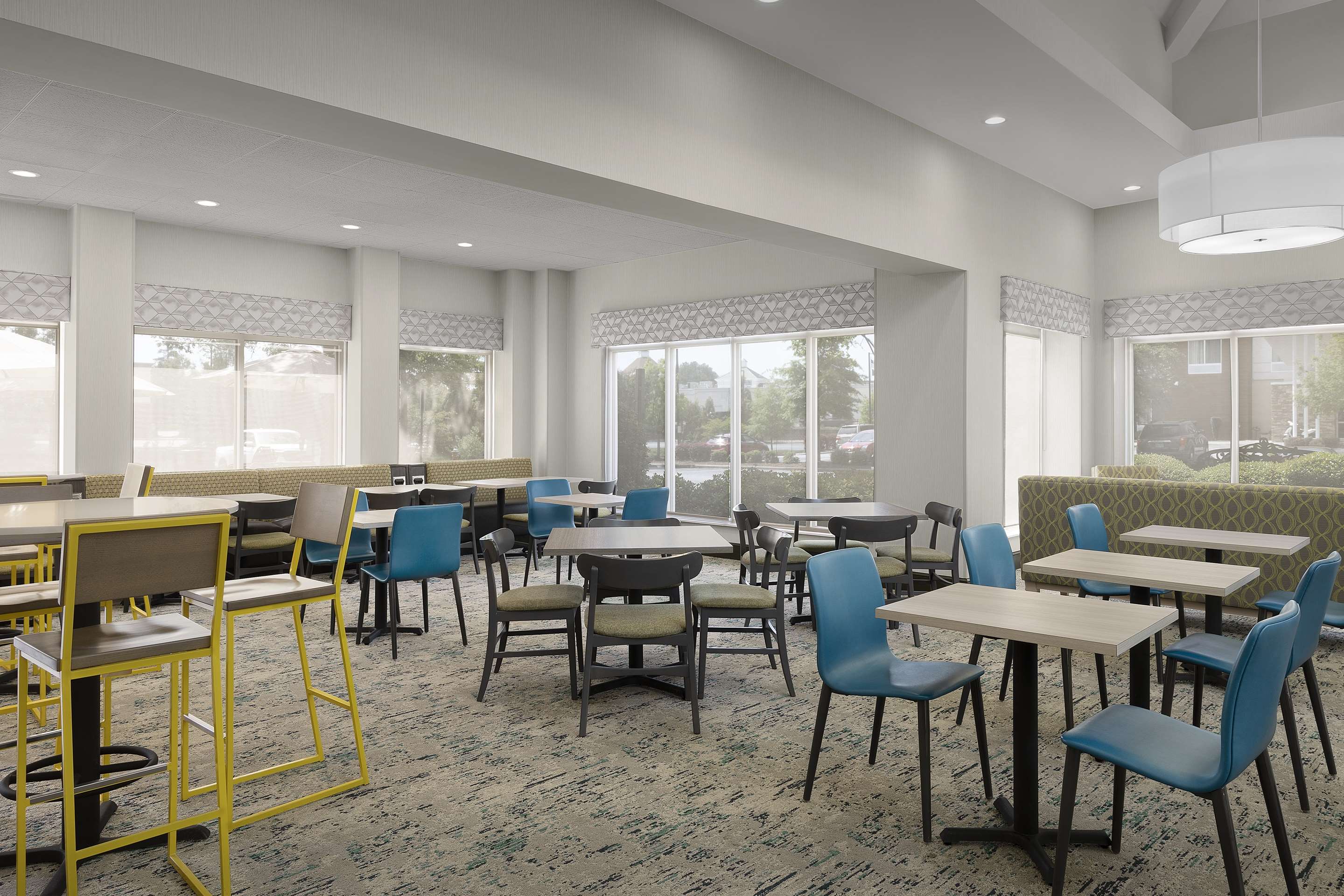 Breakfast Area | Hilton Garden Inn Raleigh Capital Blvd I-540