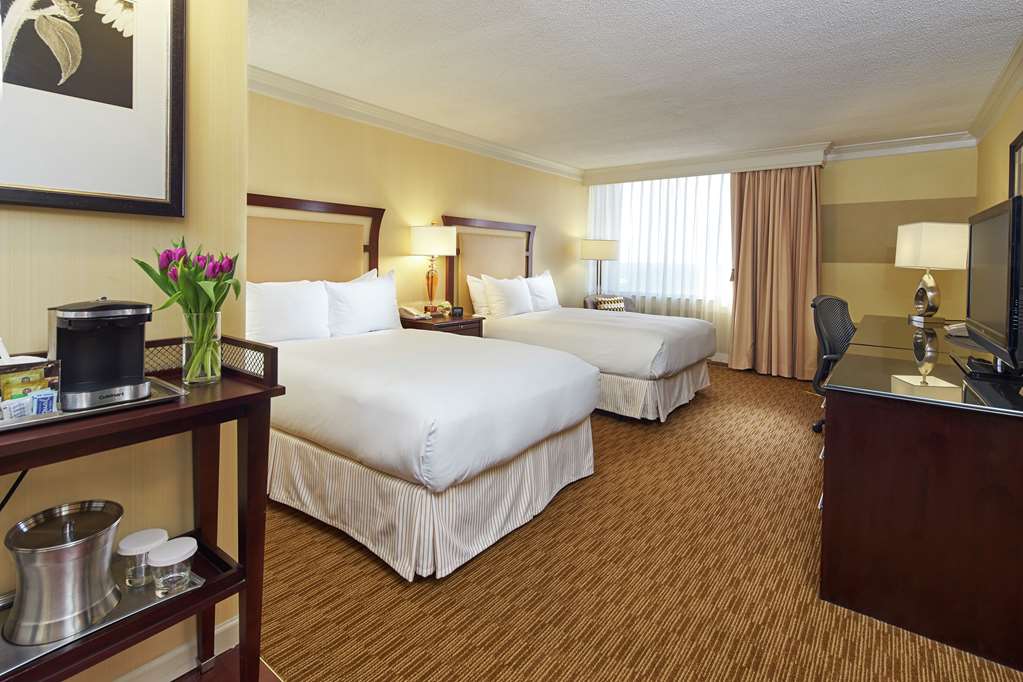 Hilton Raleigh North Hills Room Type - 2DBL EXE LV MOB HR ACC TUB