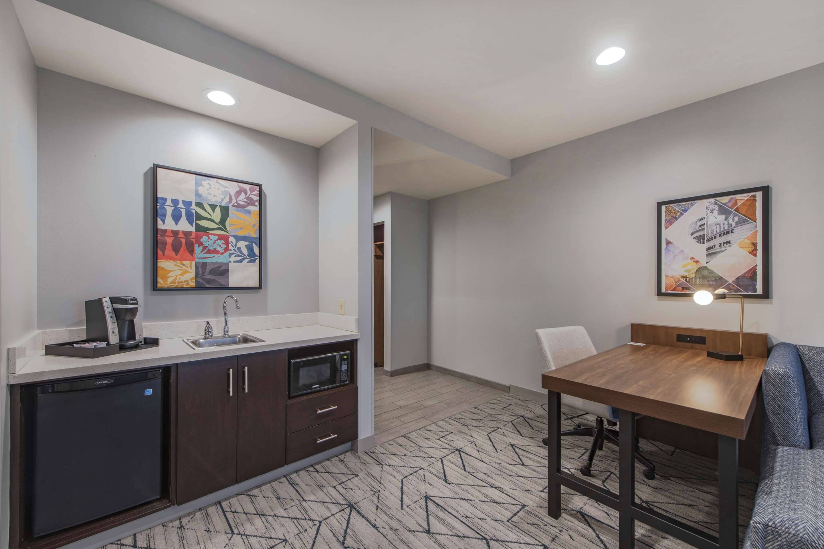 Guest room