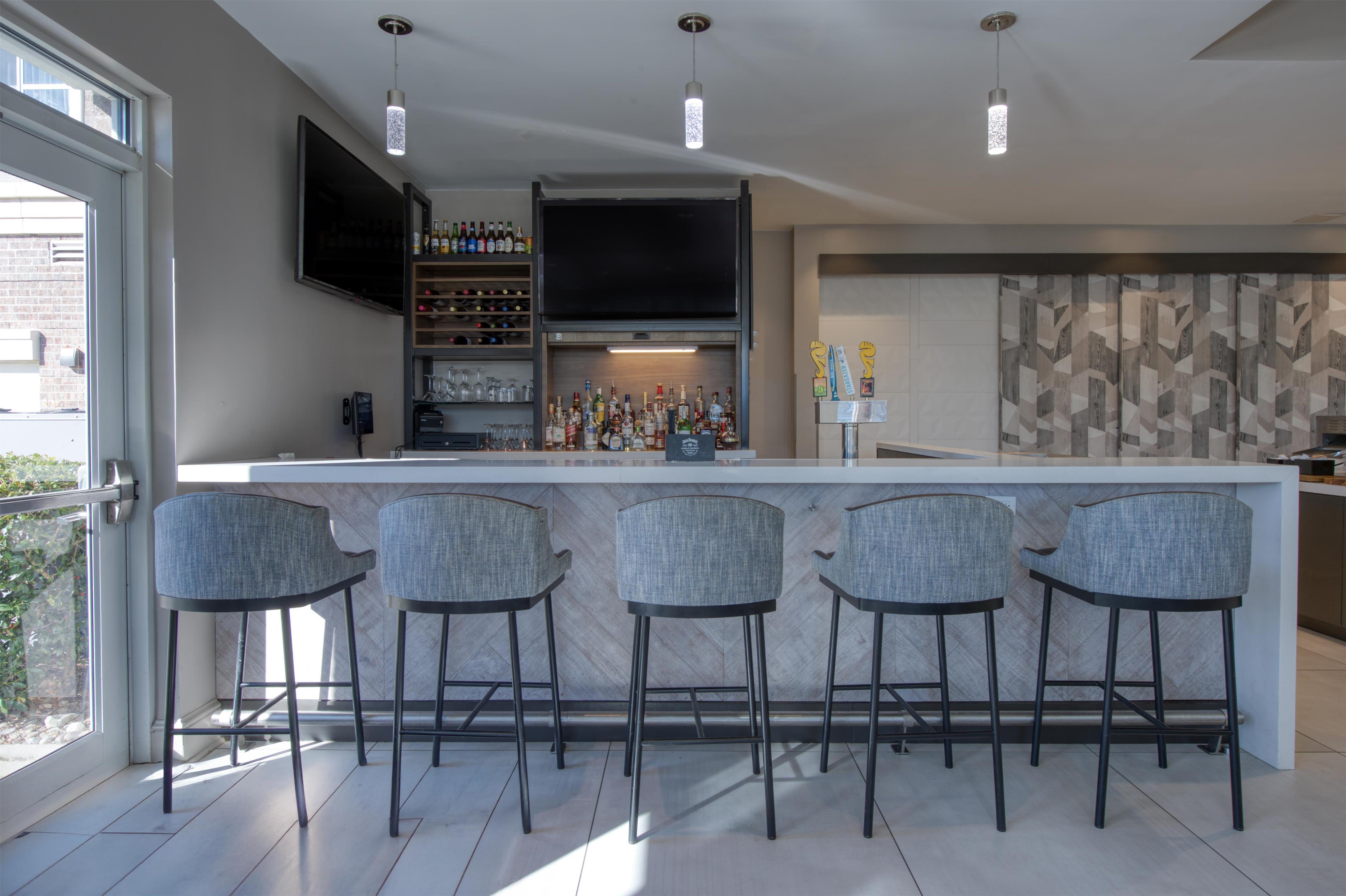 BarLounge | Hilton Garden Inn Durham Southpoint