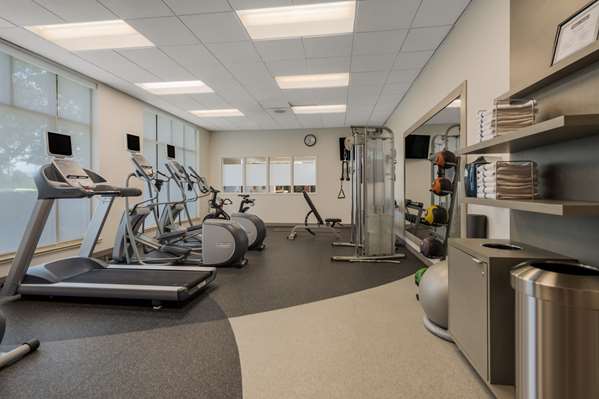 Fitness/ Exercise Room - Hilton Garden Inn Rockford - I-39 & I-90, Exit 15