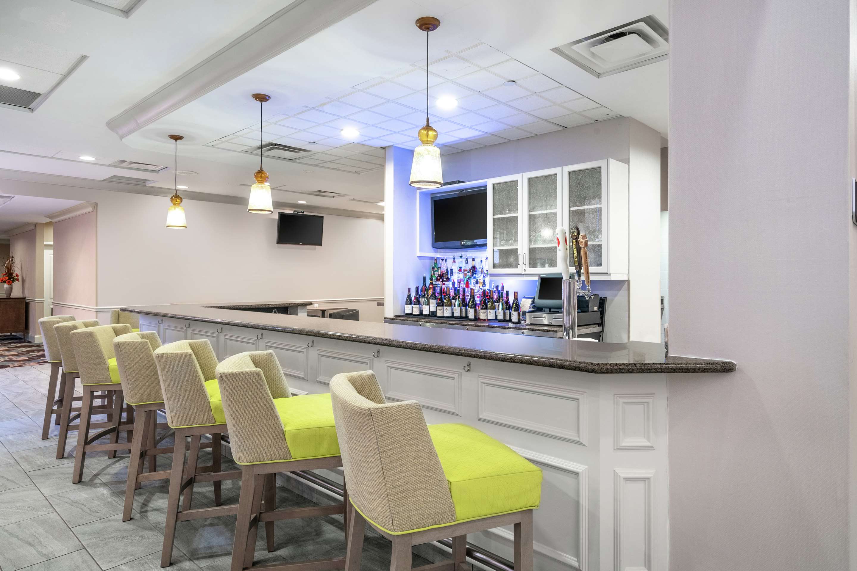Restaurant | Hilton Garden Inn Richmond Airport