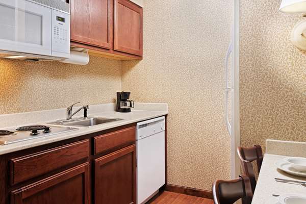  - Homewood Suites by Hilton Airport Sandston - I-64, Exit 197
