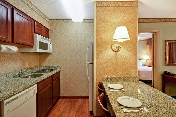  - Homewood Suites by Hilton Chester - I-95, Exit 61A