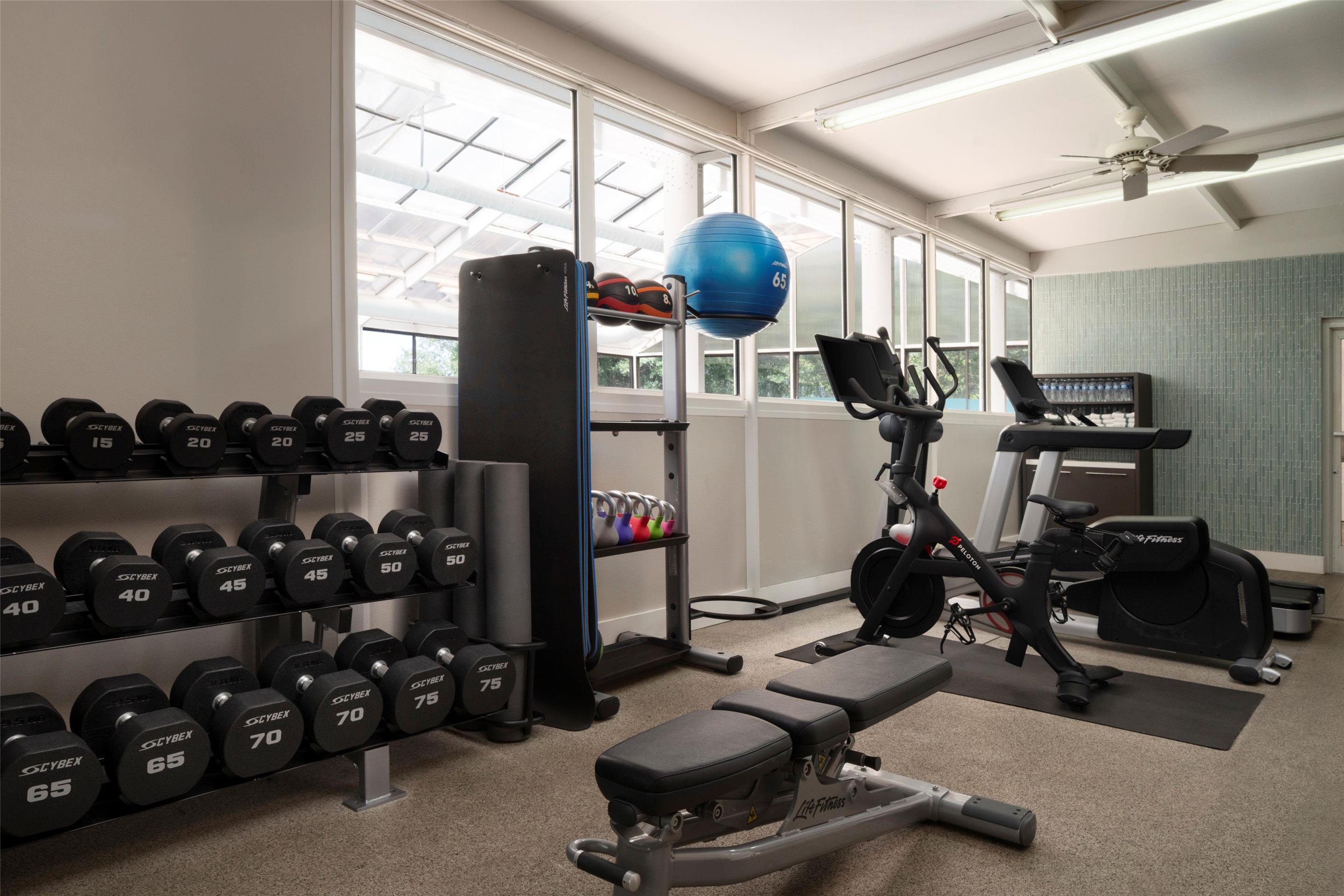 Health club fitness center gym | DoubleTree by Hilton Hotel Richmond - Midlothian